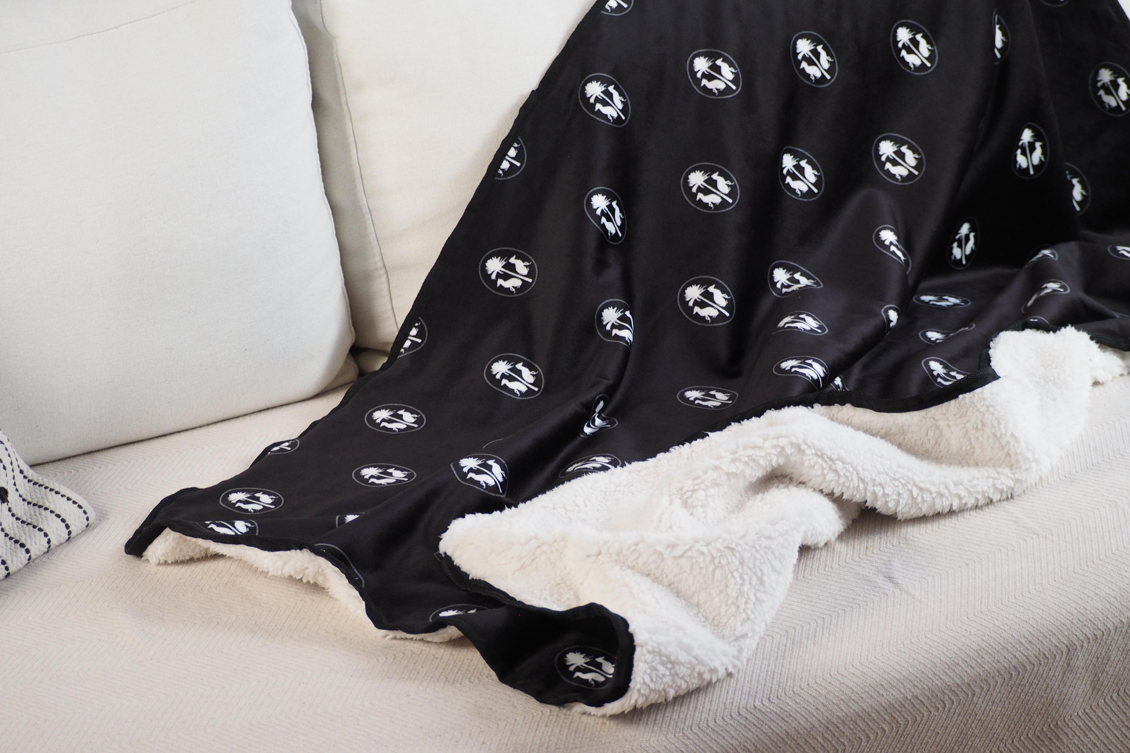 Hundereisedecke All Over Print - Schwarz