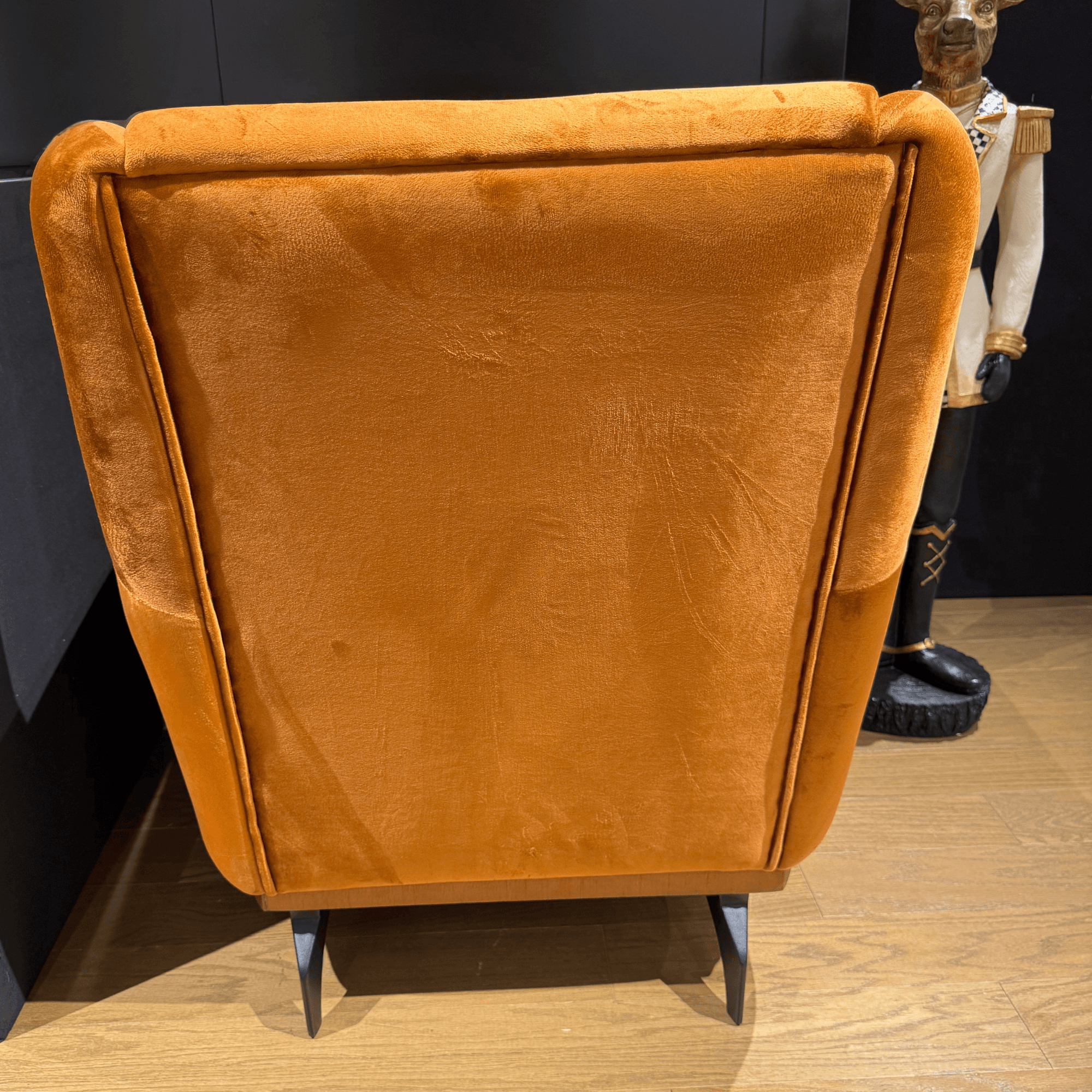 Dallas Armchair