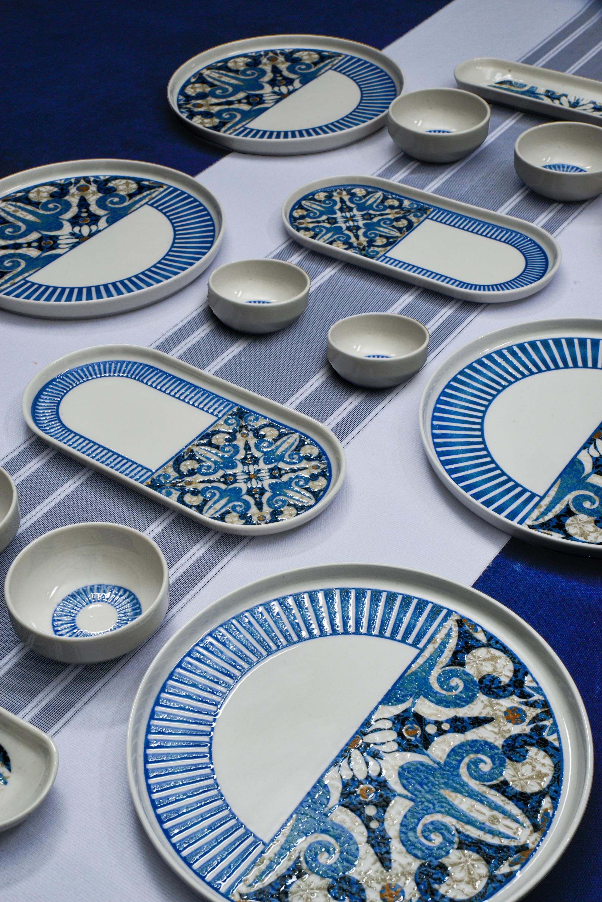 Azure Mosaic Breakfast Set (26 PCS)