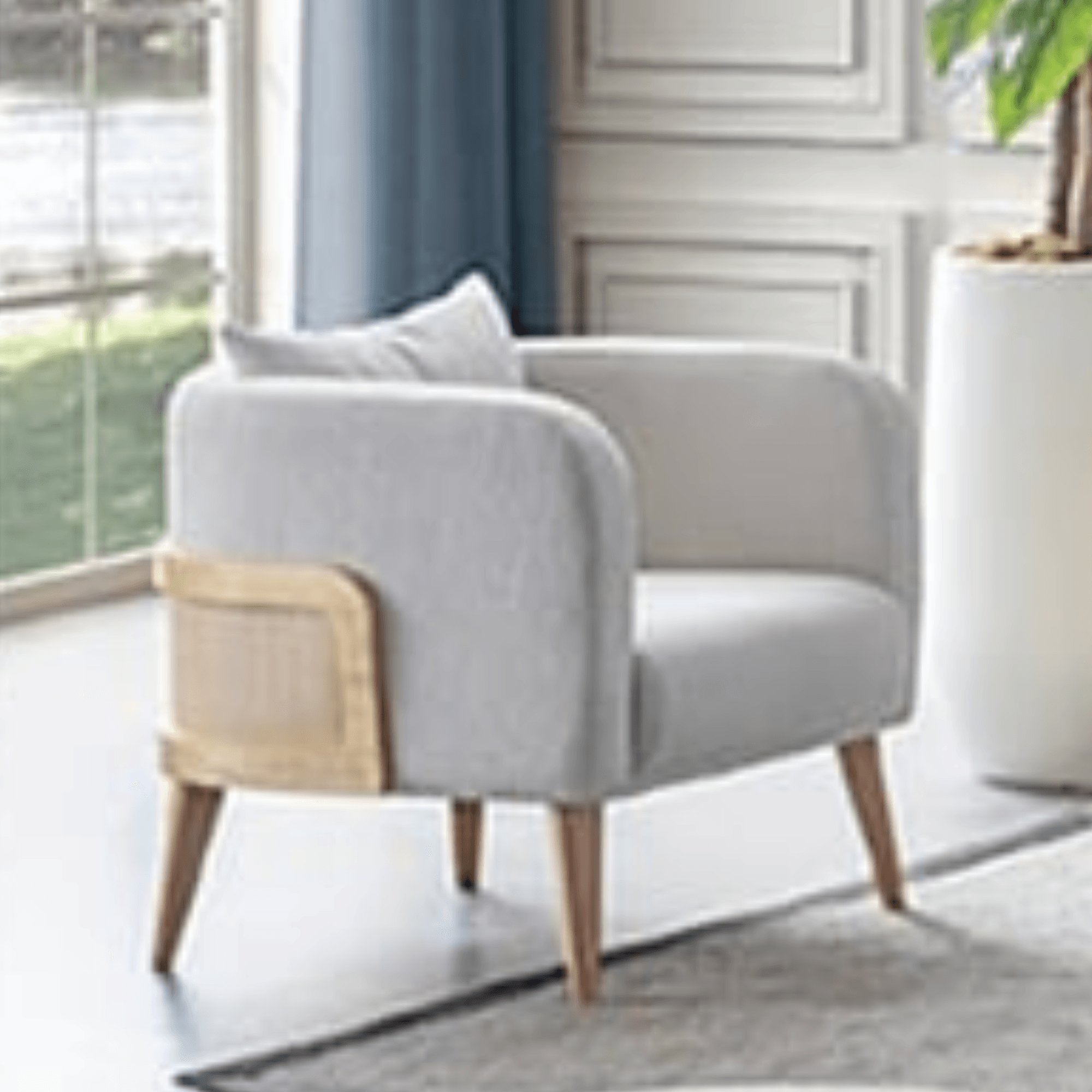 Valeria Armchair - Stylish and Comfortable Seating