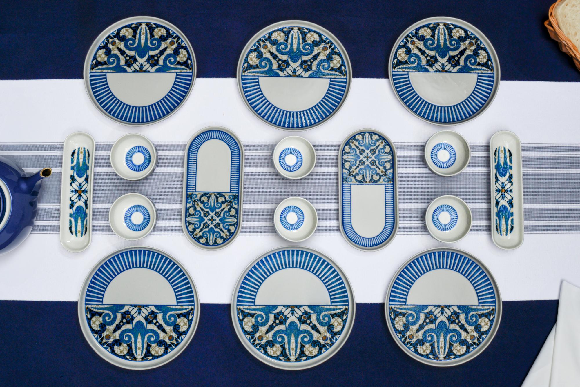 Azure Mosaic Breakfast Set (26 PCS)