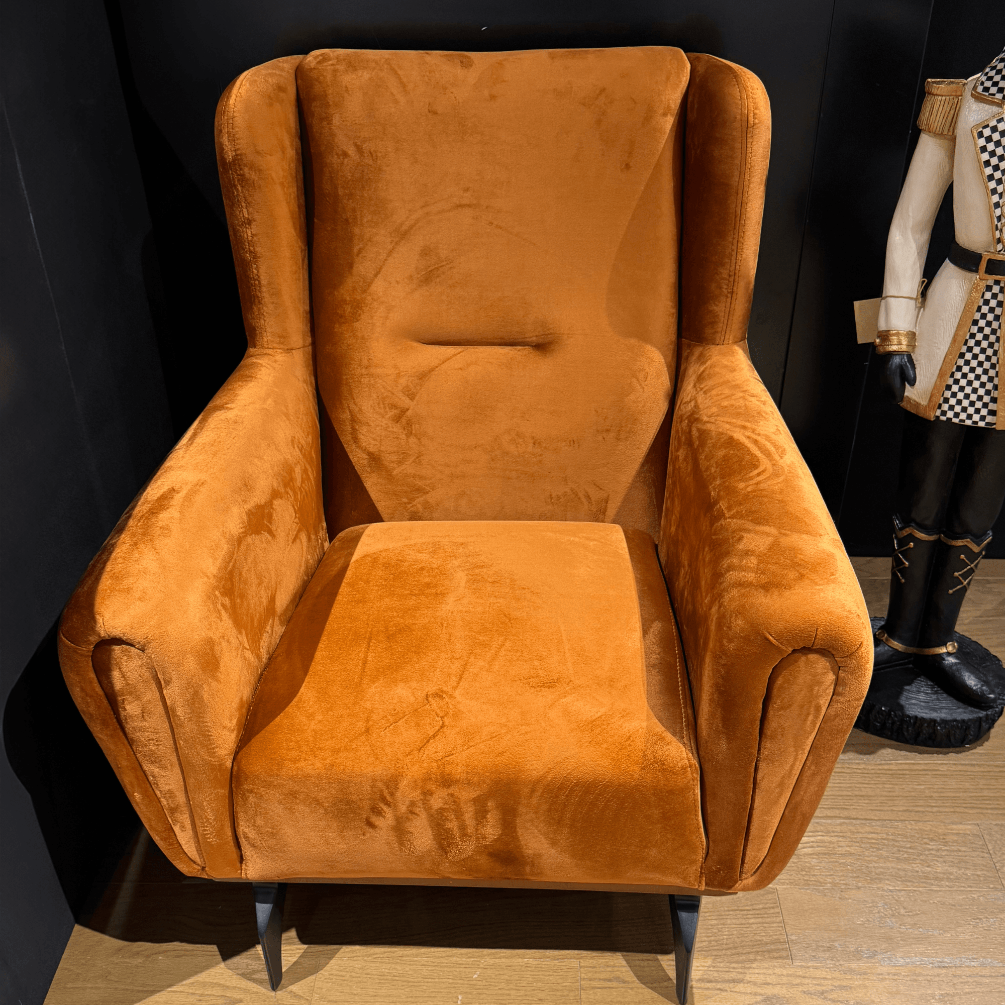 Dallas Armchair