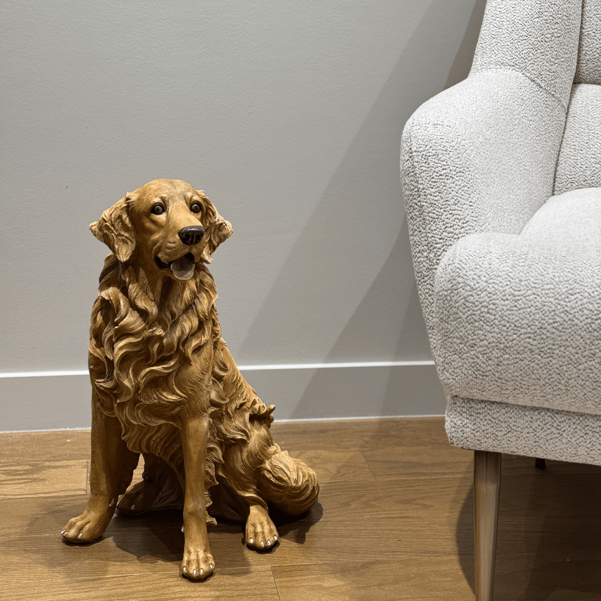 Handmade Golden Retriever Dog Statue - Decorative Pet Sculpture for Home & Garden