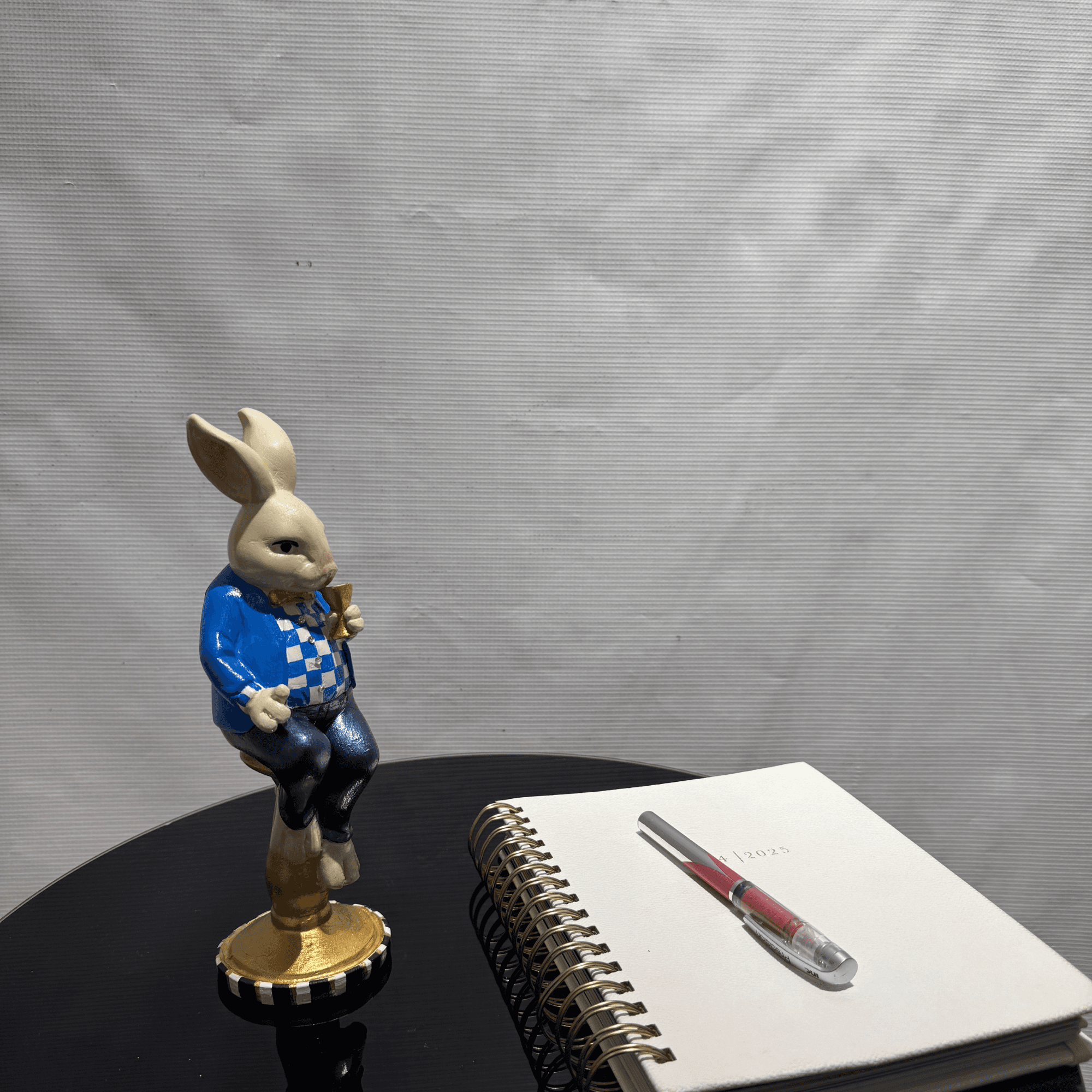 Ferozzi Sophisticated Blue Tuxedo Rabbit Figurine – Handcrafted Baroque-Inspired Home & Lounge Decor