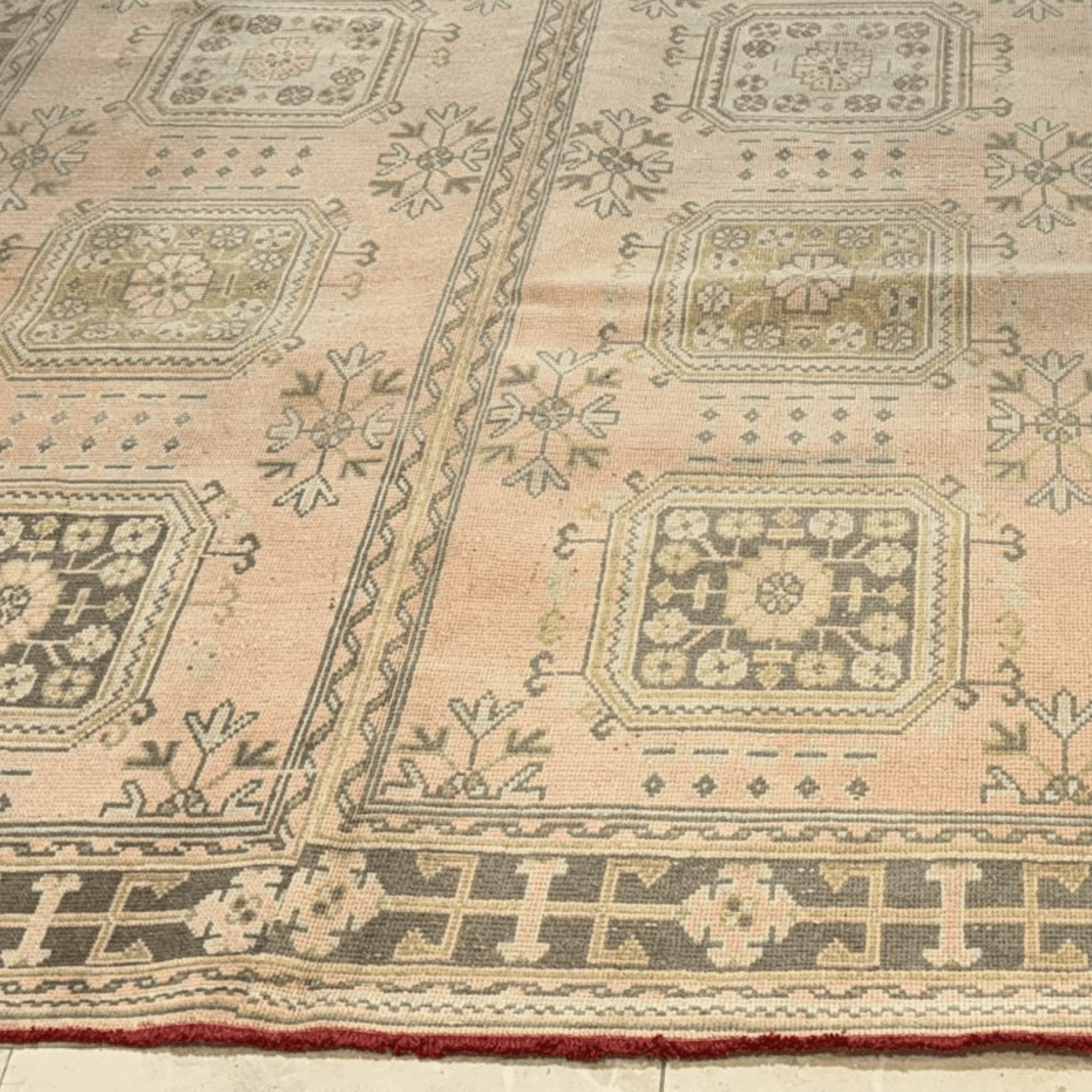 Authentic Antique Turkish Hand-Knotted Wool Rug – Organic Colors – Large 7'5" x 11'5"