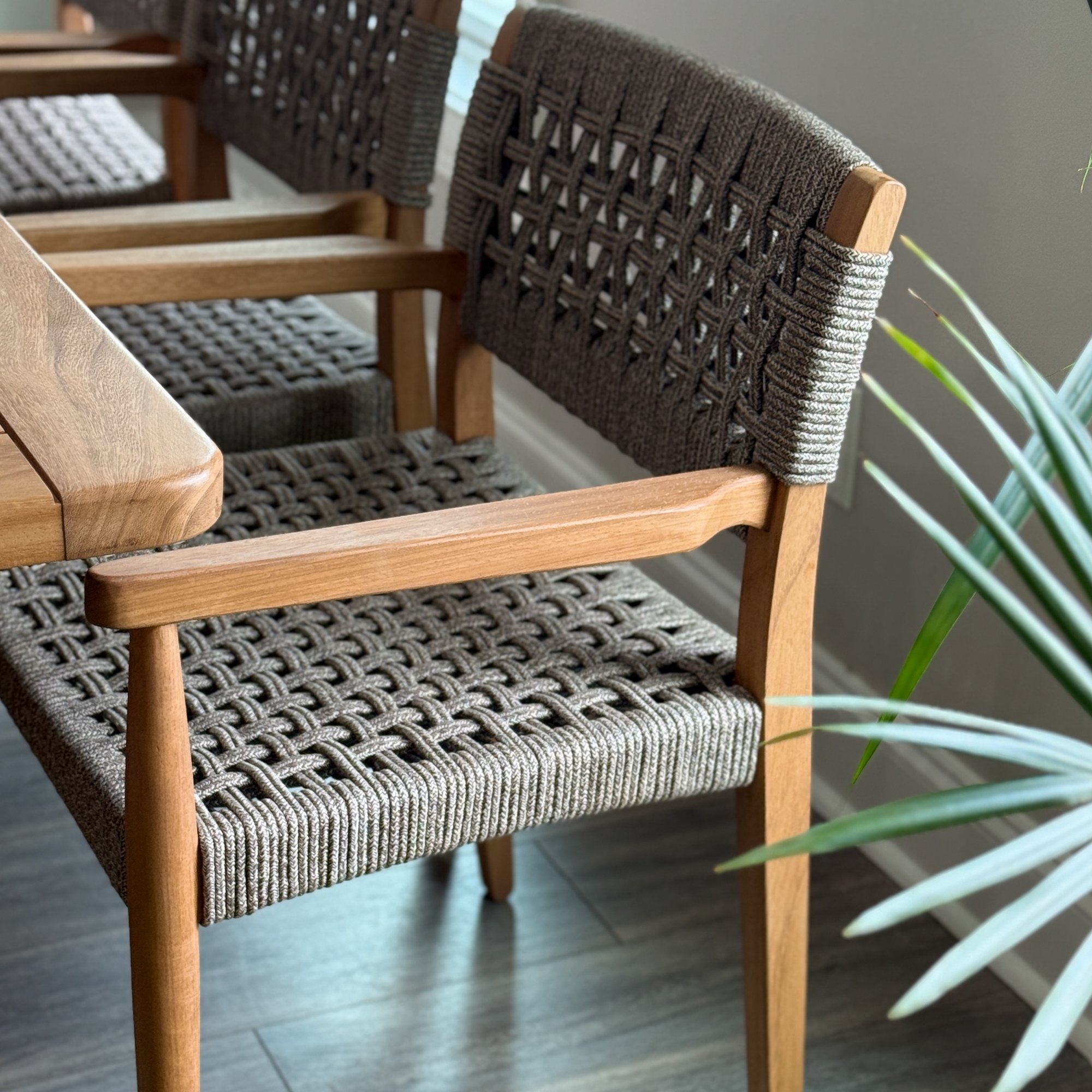 Ferozzi Verona 8-Person Teak Dining Set – Handwoven Rope Chairs & Solid Teak Table