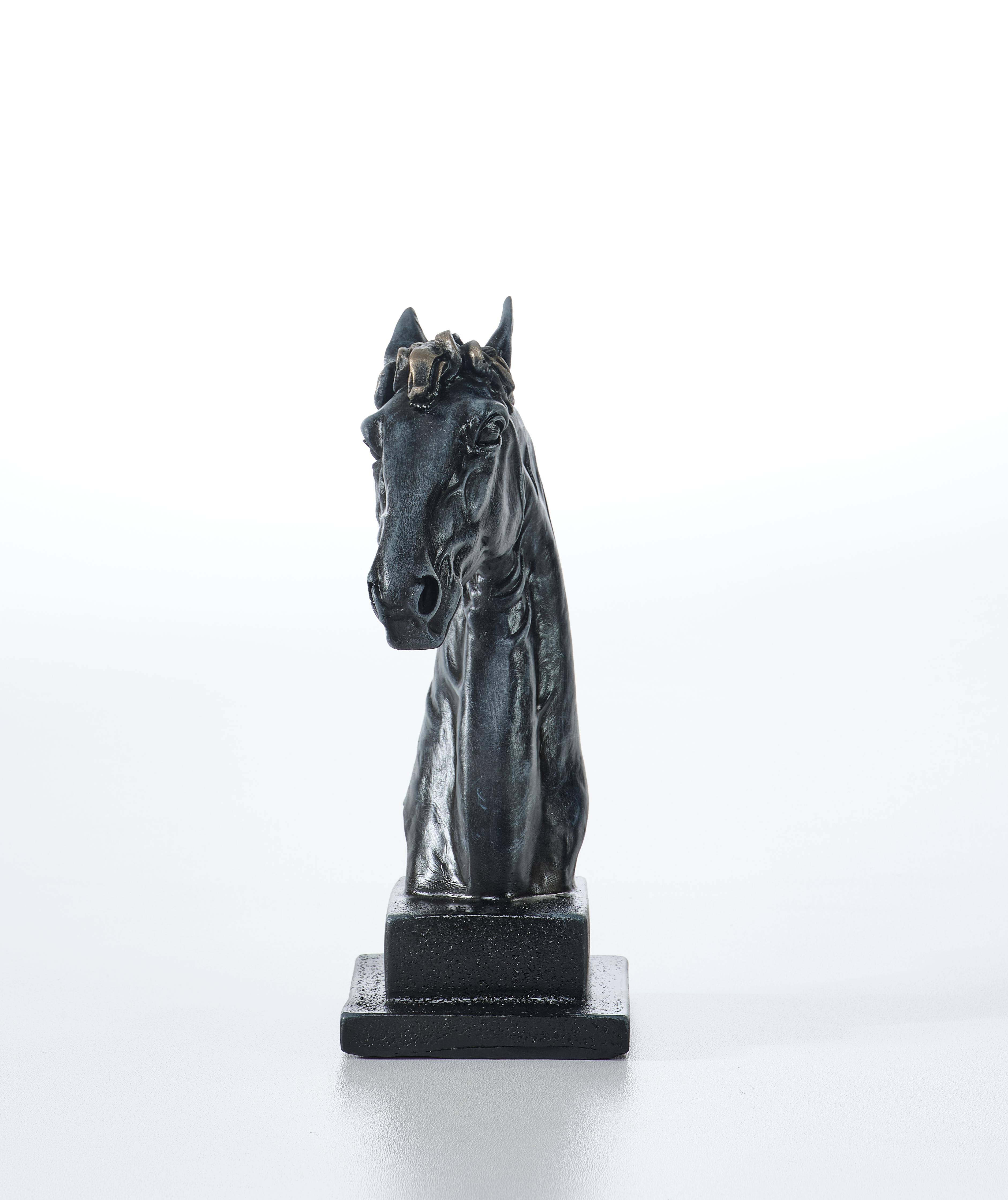 Horse Head with Pedestal - Sculpture (Handmade)