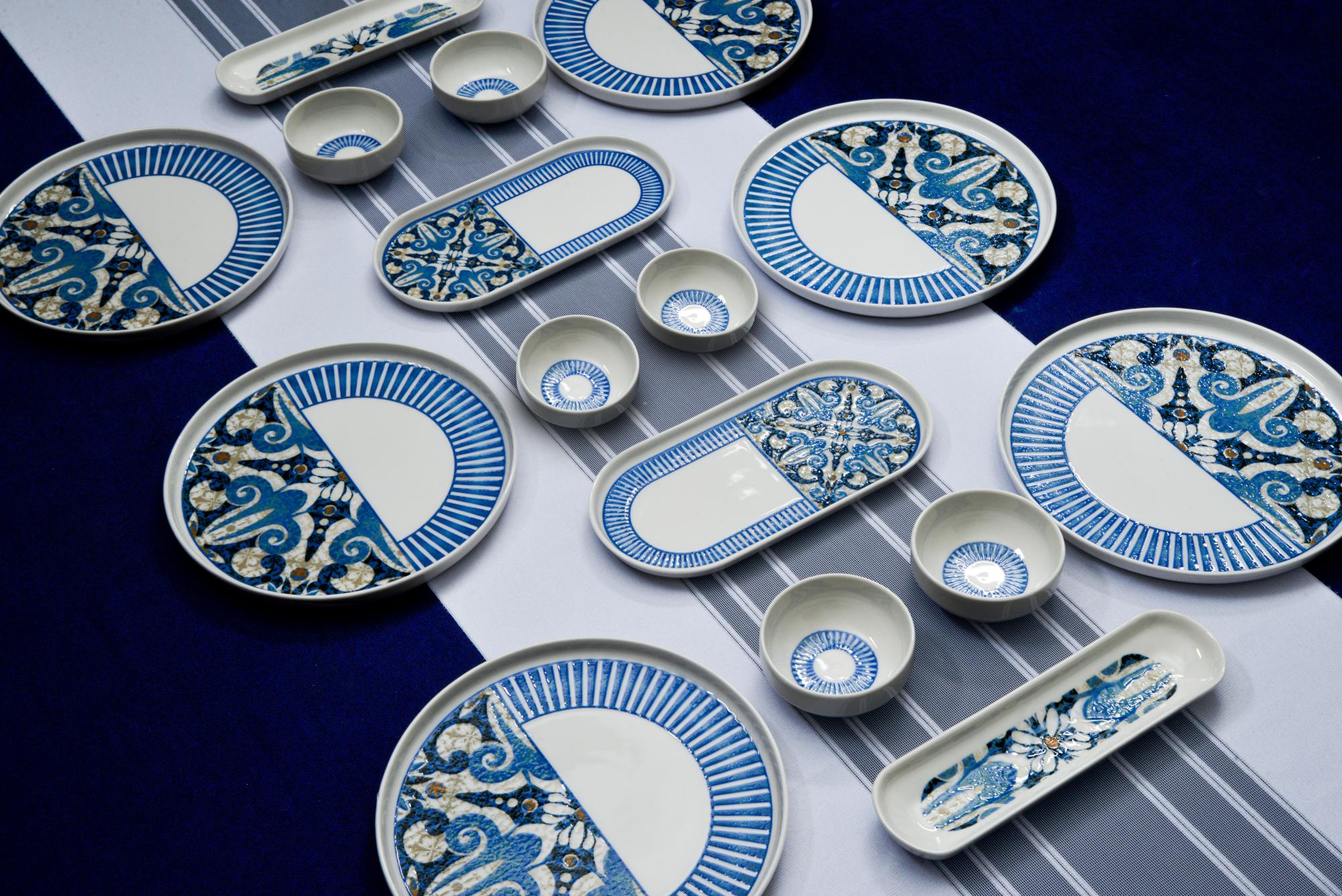 Azure Mosaic Breakfast Set (26 PCS)