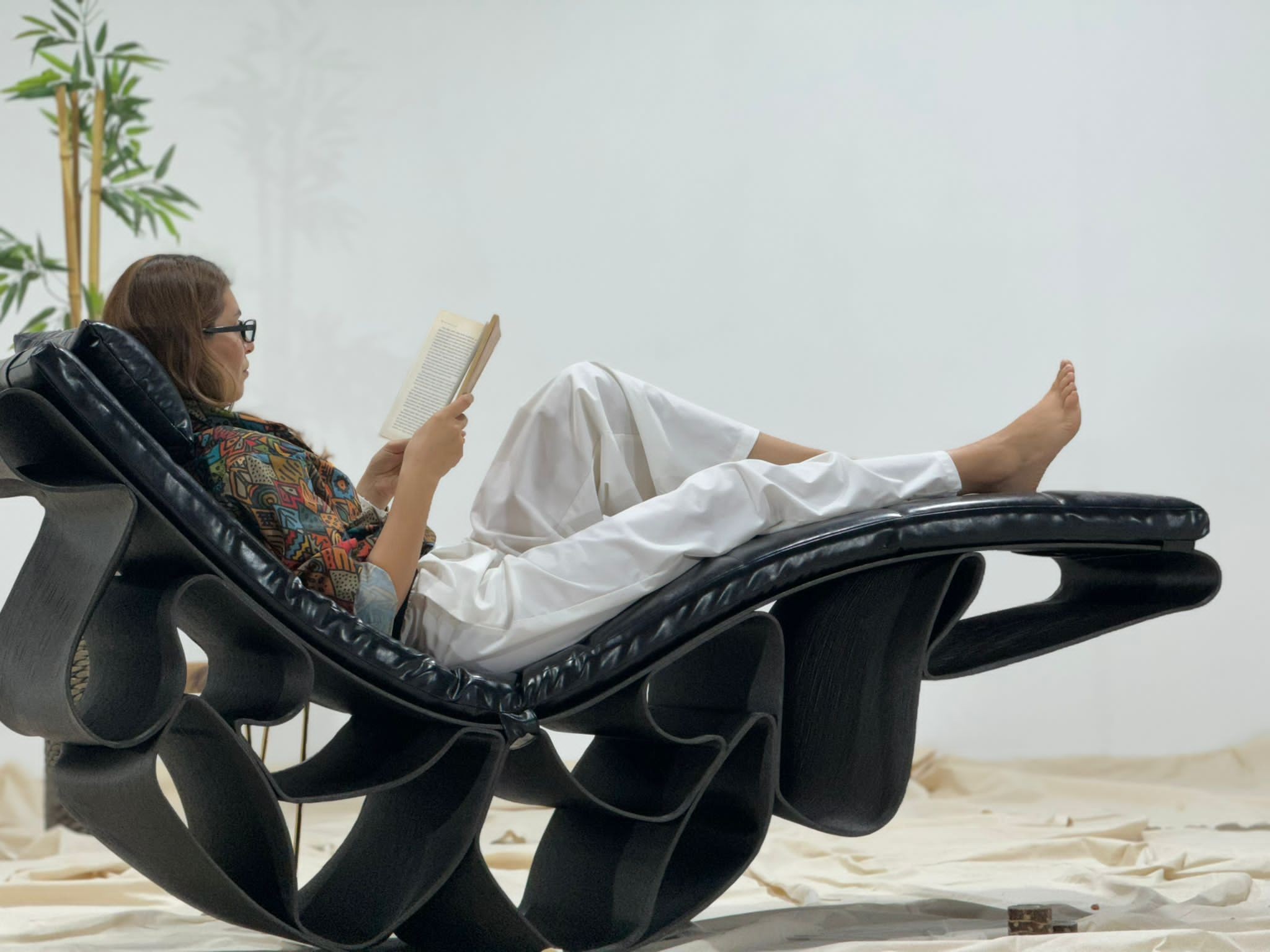 Ferozzi Relax Glide – Customizable 3D-Printed Rocking Chair for Comfort and Style