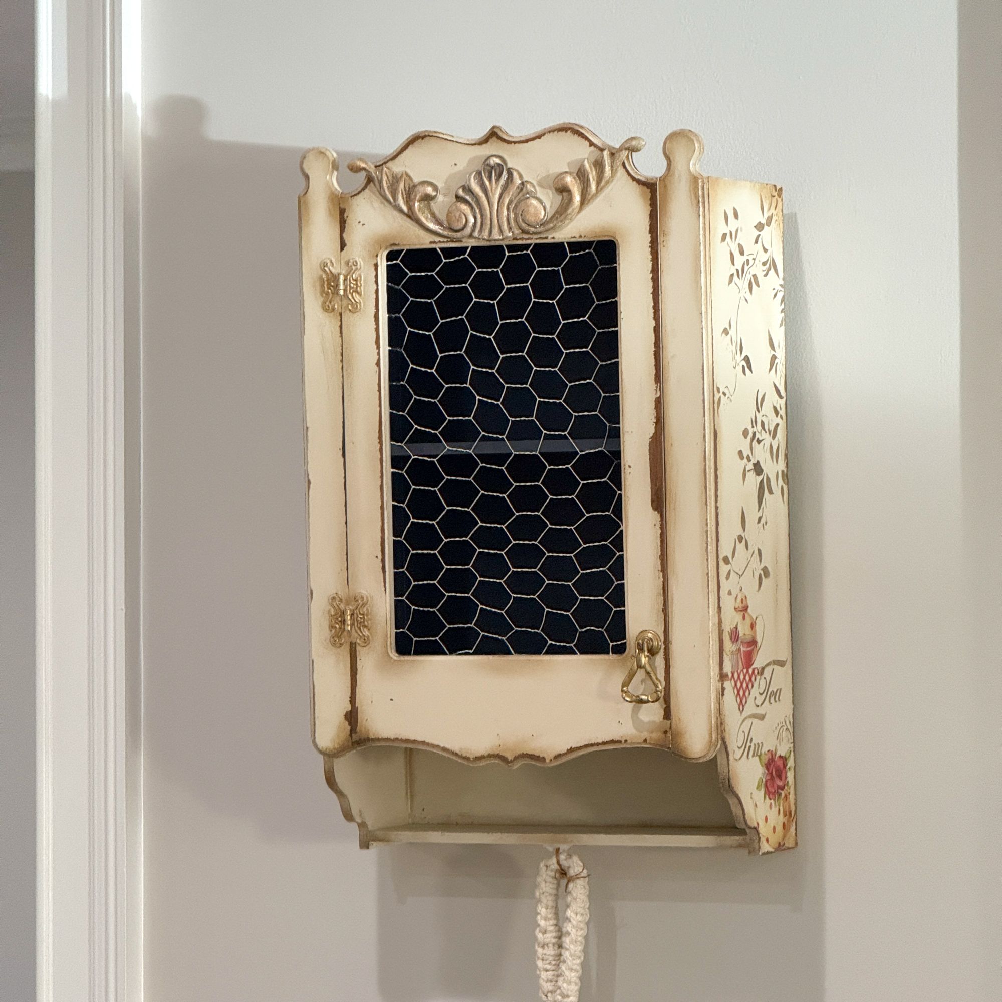 White Handmade Wall Decor
