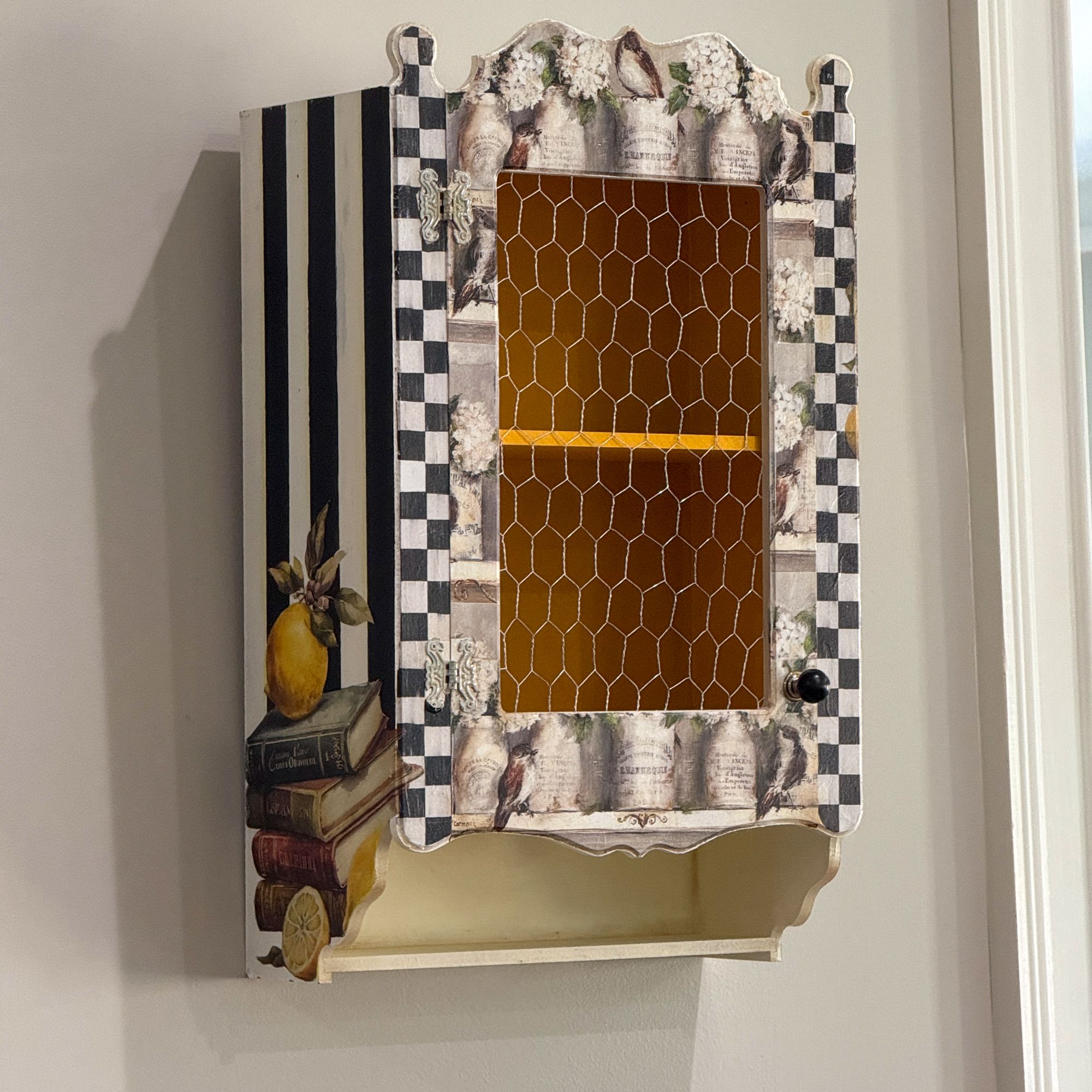 Black-White Handmade Wall Decor