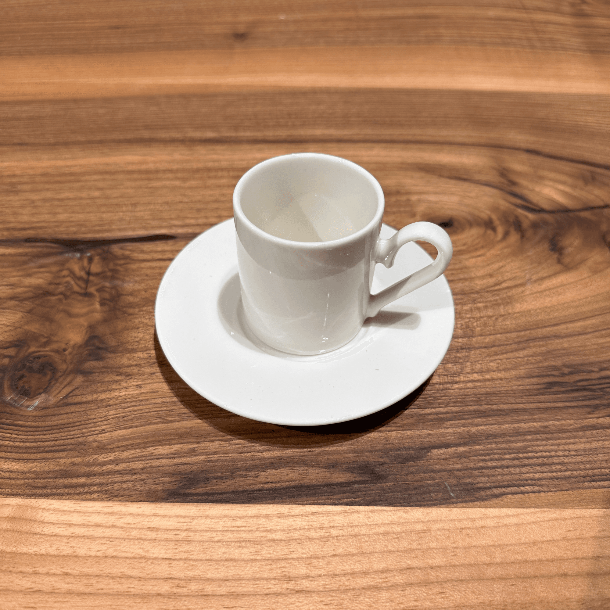 Ferozzi Derun Minimalist White Porcelain Coffee Cup Set with Modern Design for Everyday Elegance