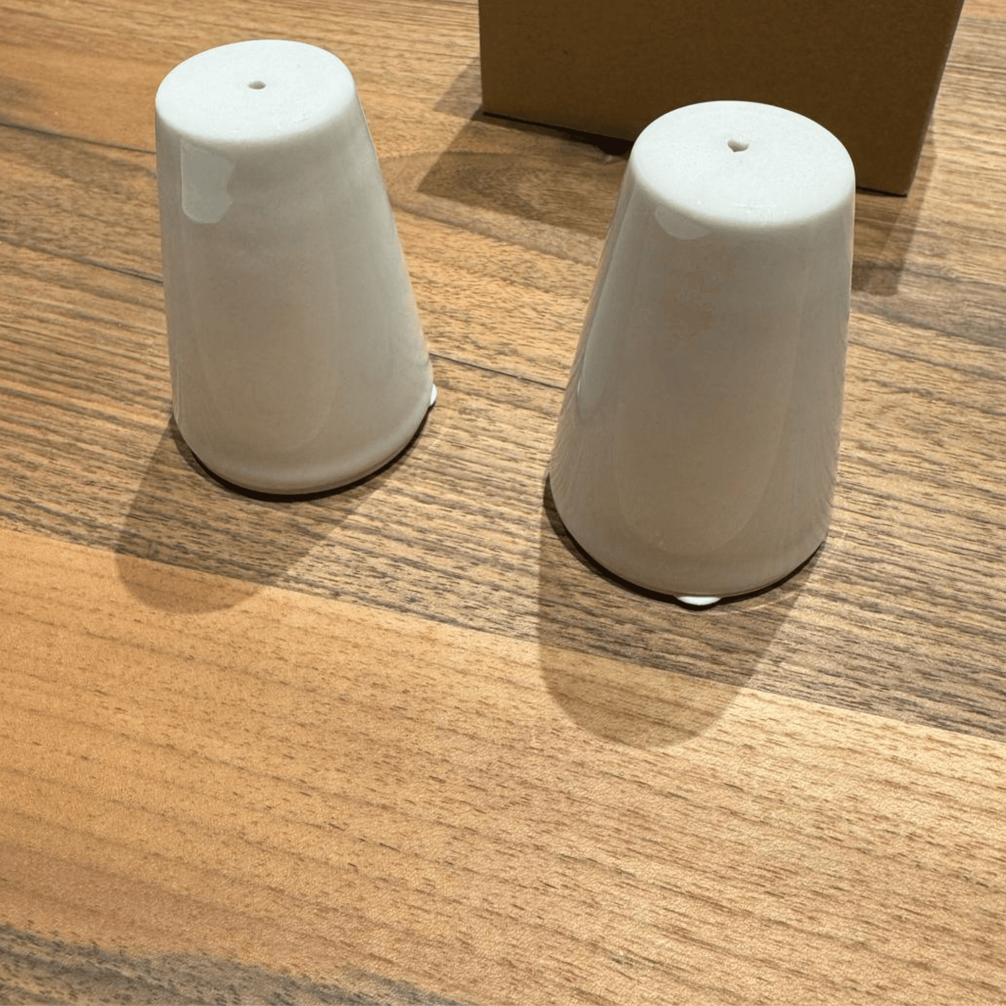 Konik 07 CM Salt and Pepper Shaker Set | Handmade White Porcelain Shakers