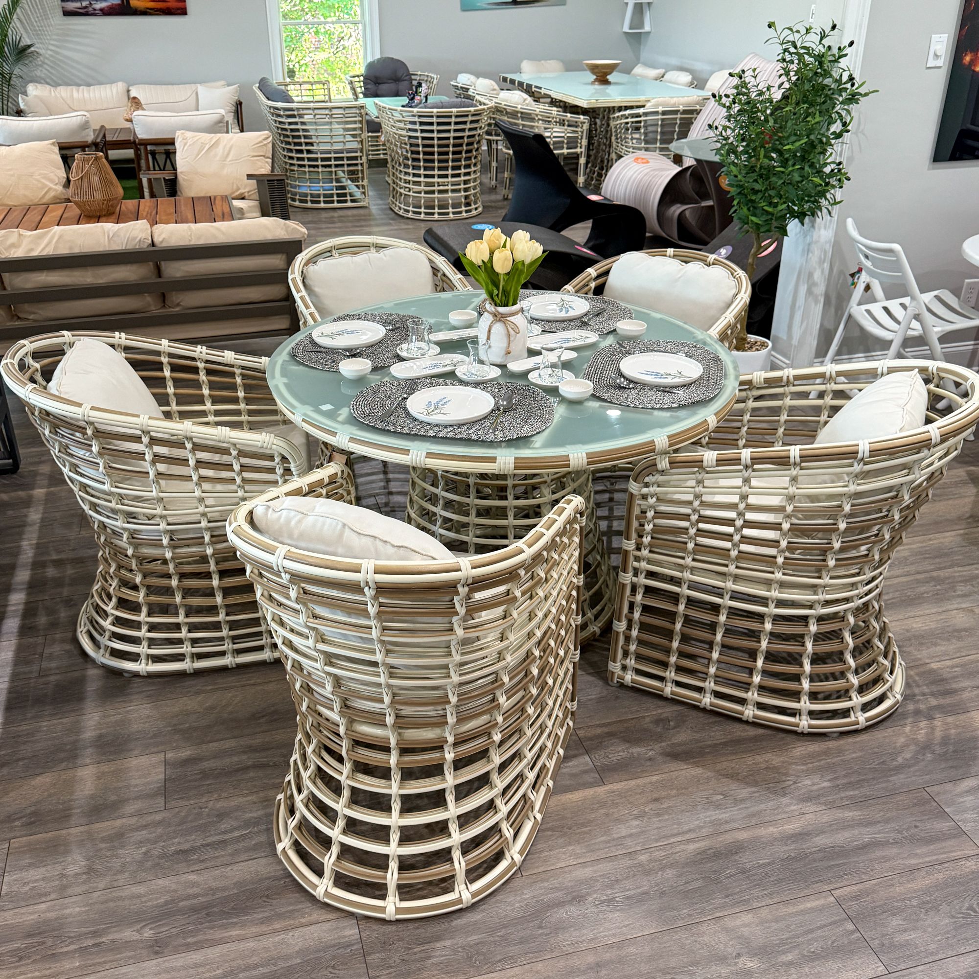 Pearl Garden Dining Set (Table and Chair)