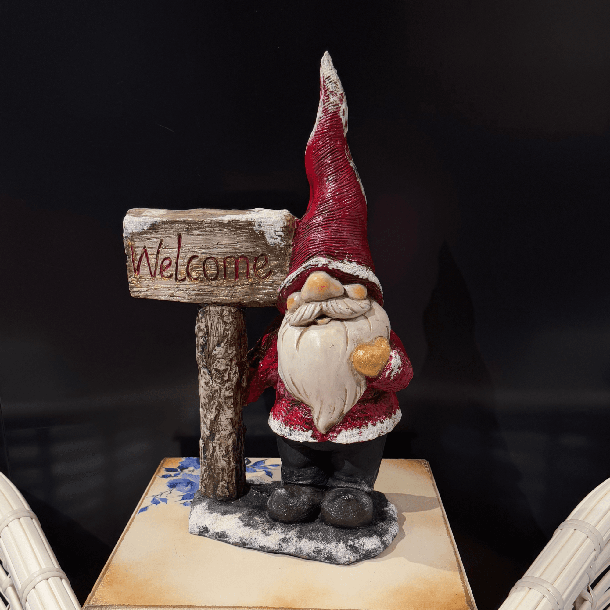 ferozzi handmade santa gnome with welcome sign and golden heart sculpture