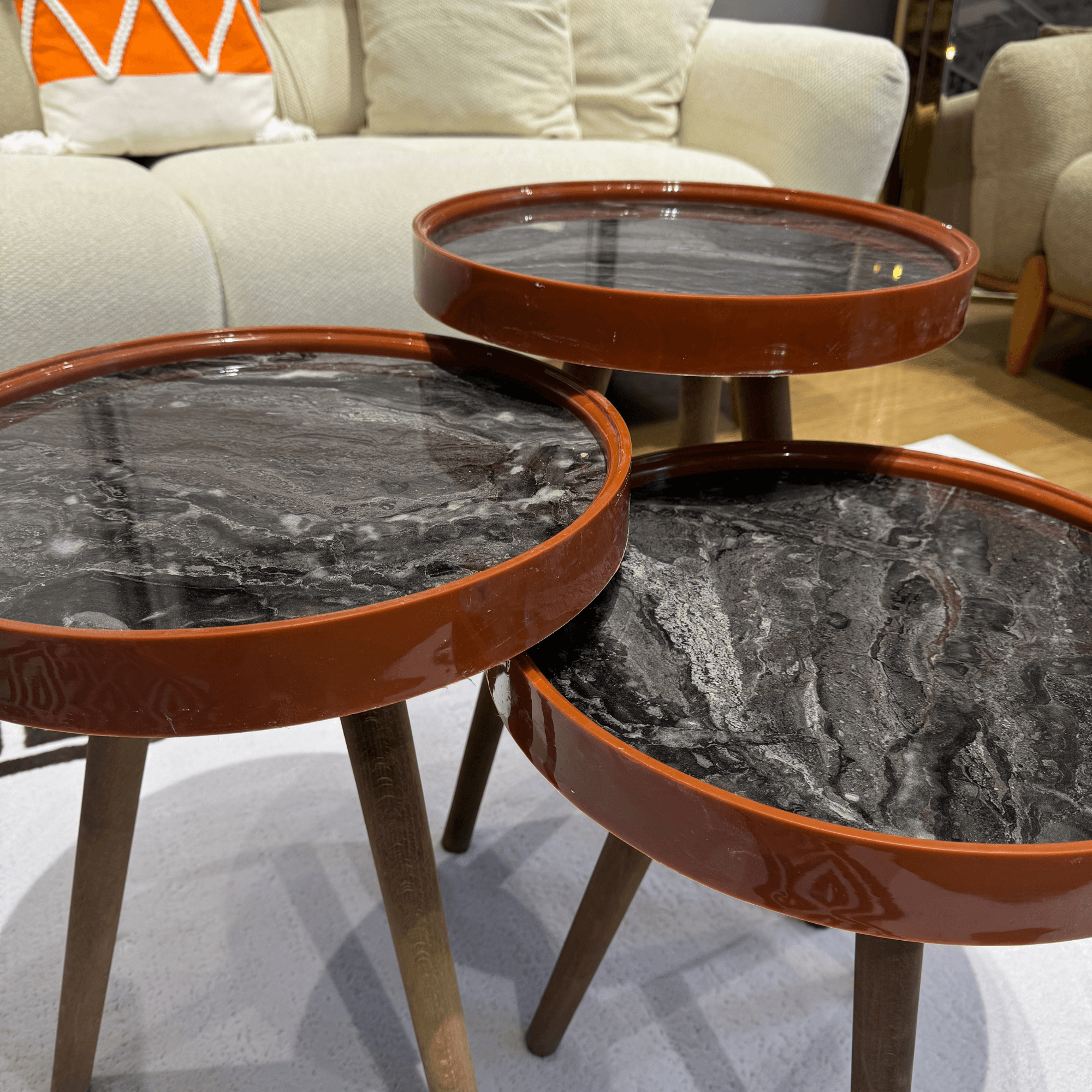 Ferozzi G -4  Black Marble-Style Round Nesting Table Set with Solid Wood Legs