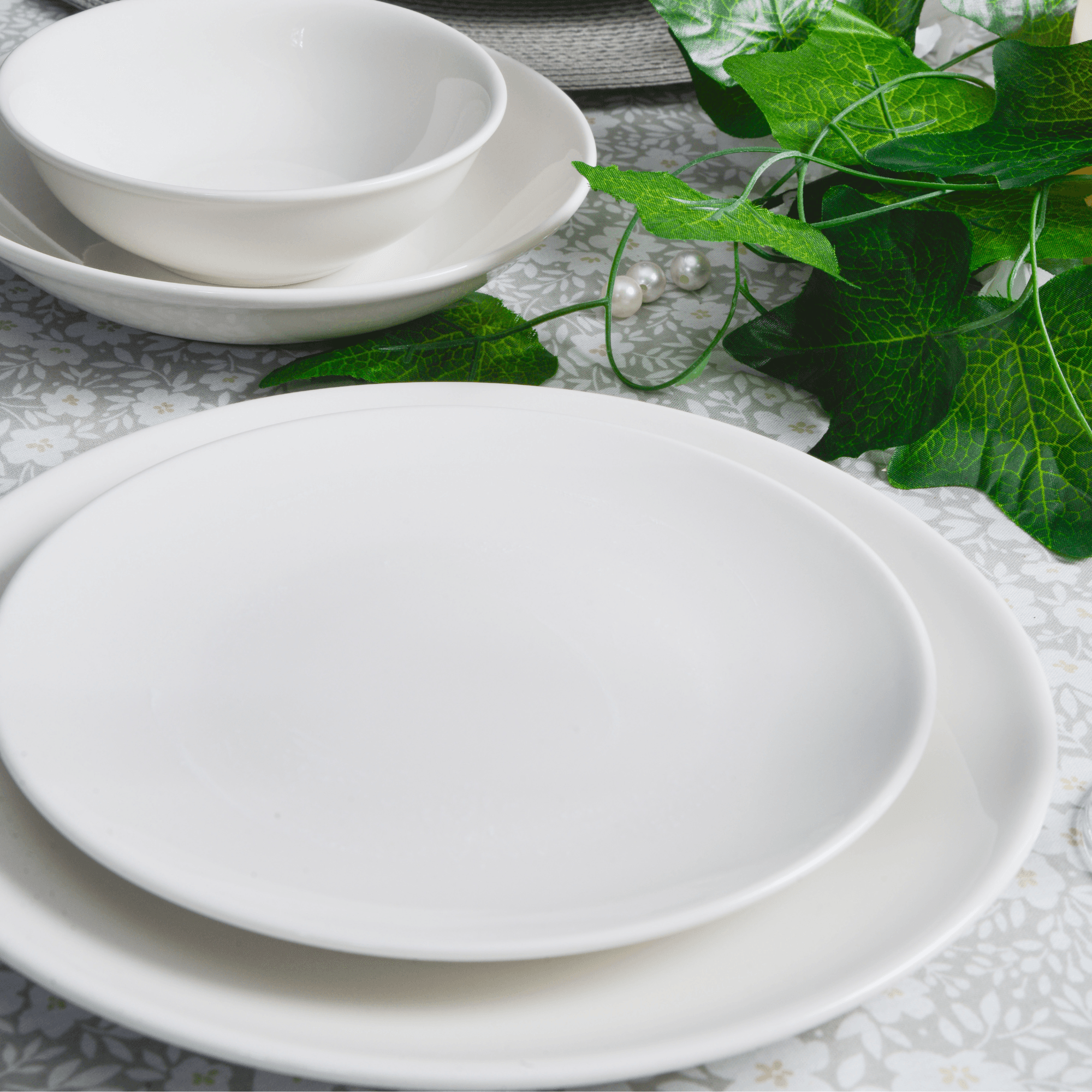 Deniz 28-Piece  Plain Dinner Set