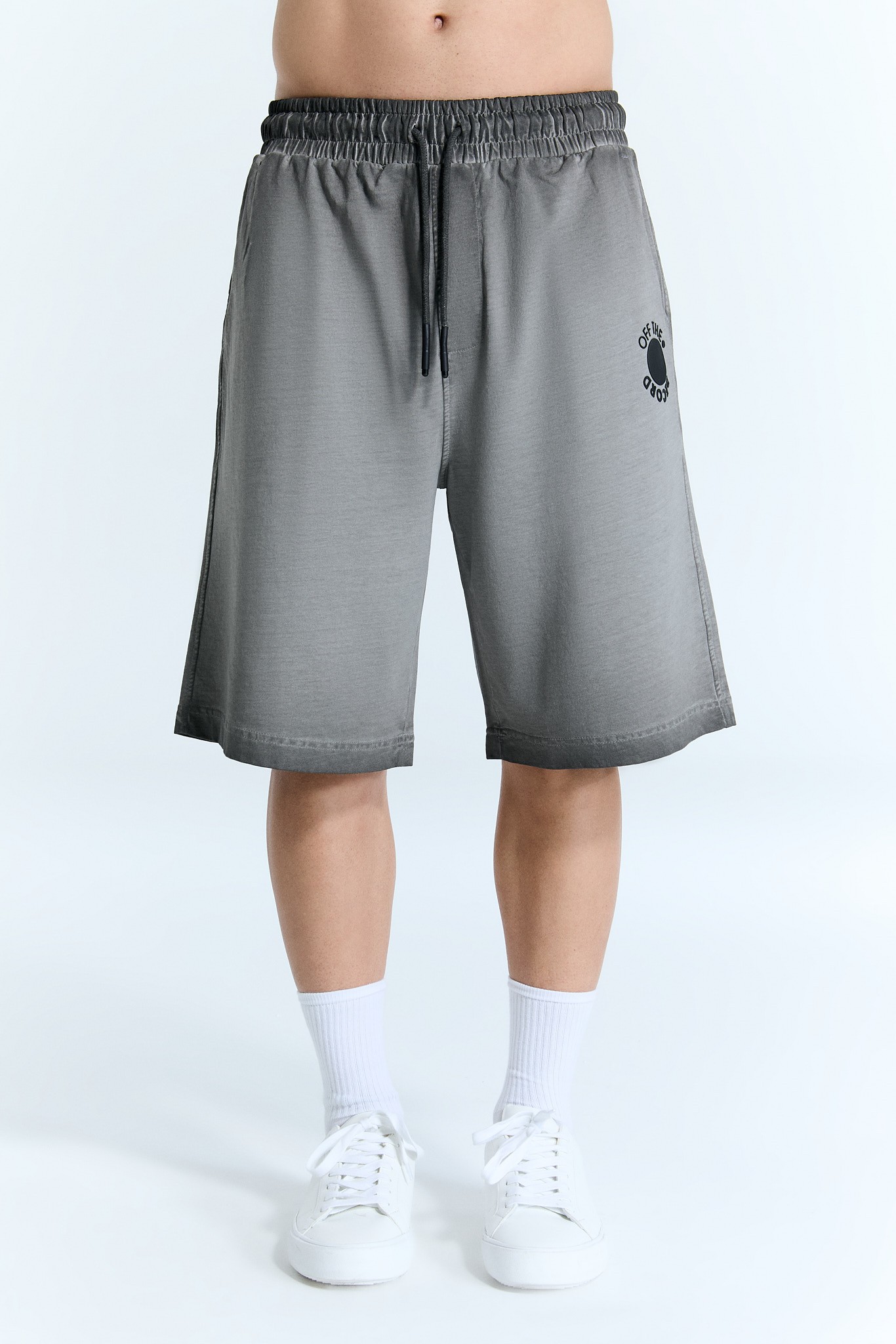 Grau schattierte Shorts für Männer