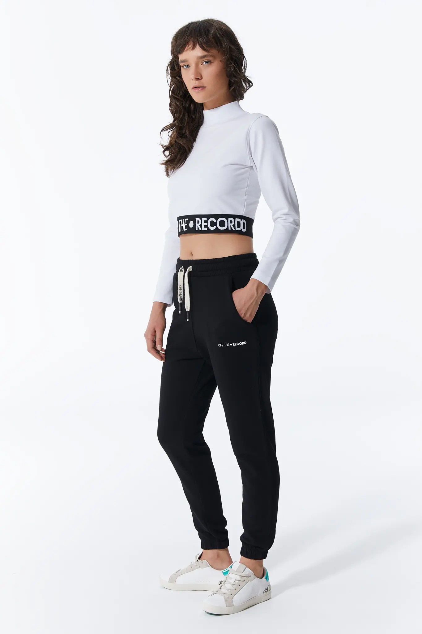 Slim Fit Damen Jogger Modell Jogginghose Schwarz