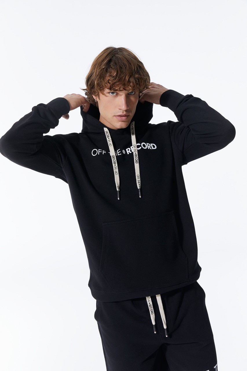 Schwarzer Herren Hoodie mit Taschen