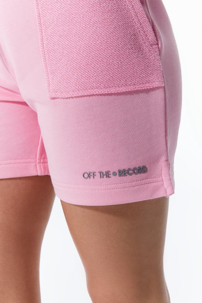 Rosa Shorts für Frauen mit Taschendetail