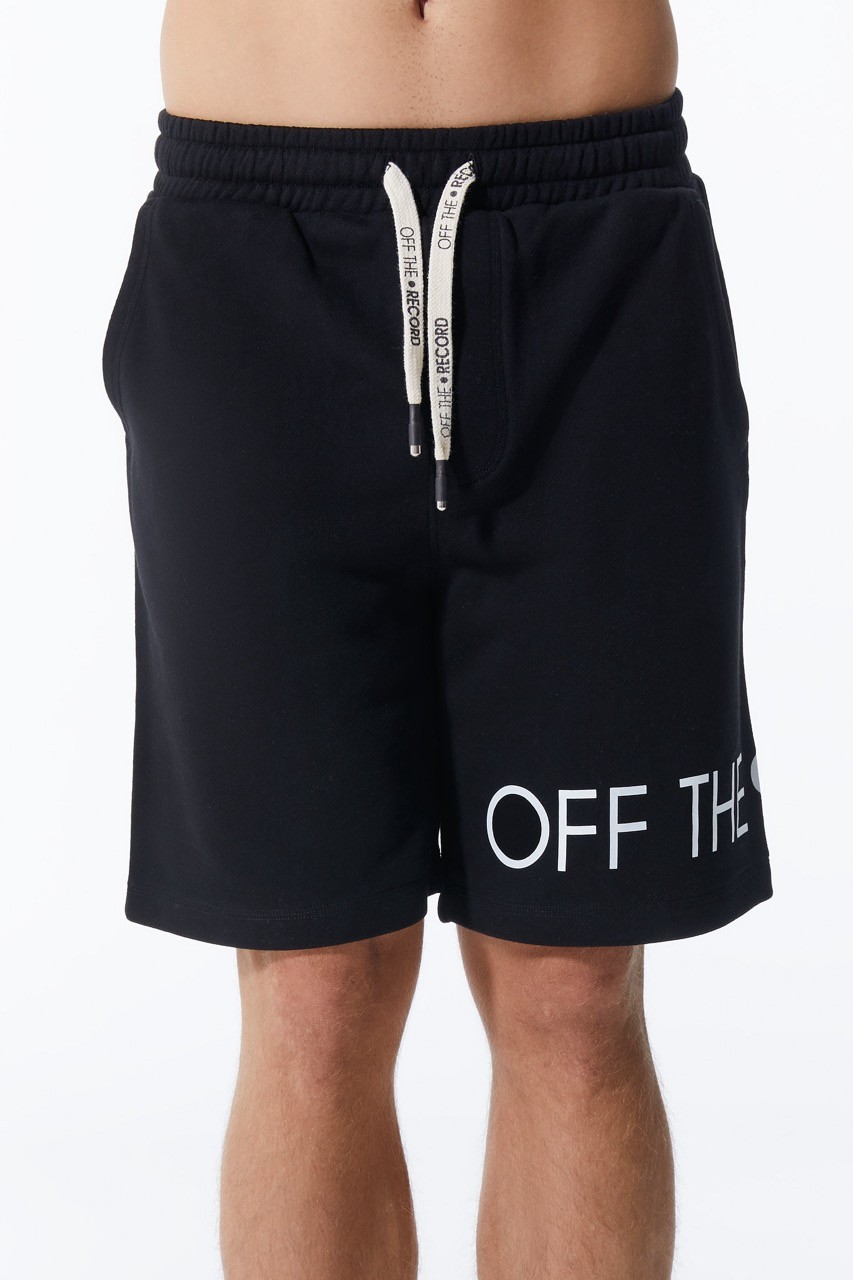 Schwarze Basic-Shorts mit weitem Bein und Logo