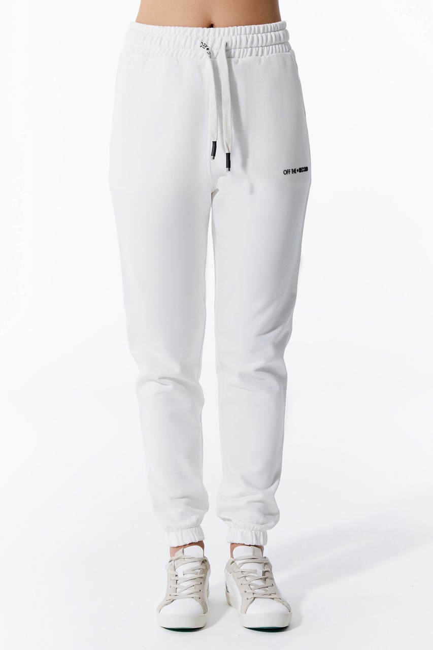 Slim Fit Damen Jogger Modell Jogginghose Weiß