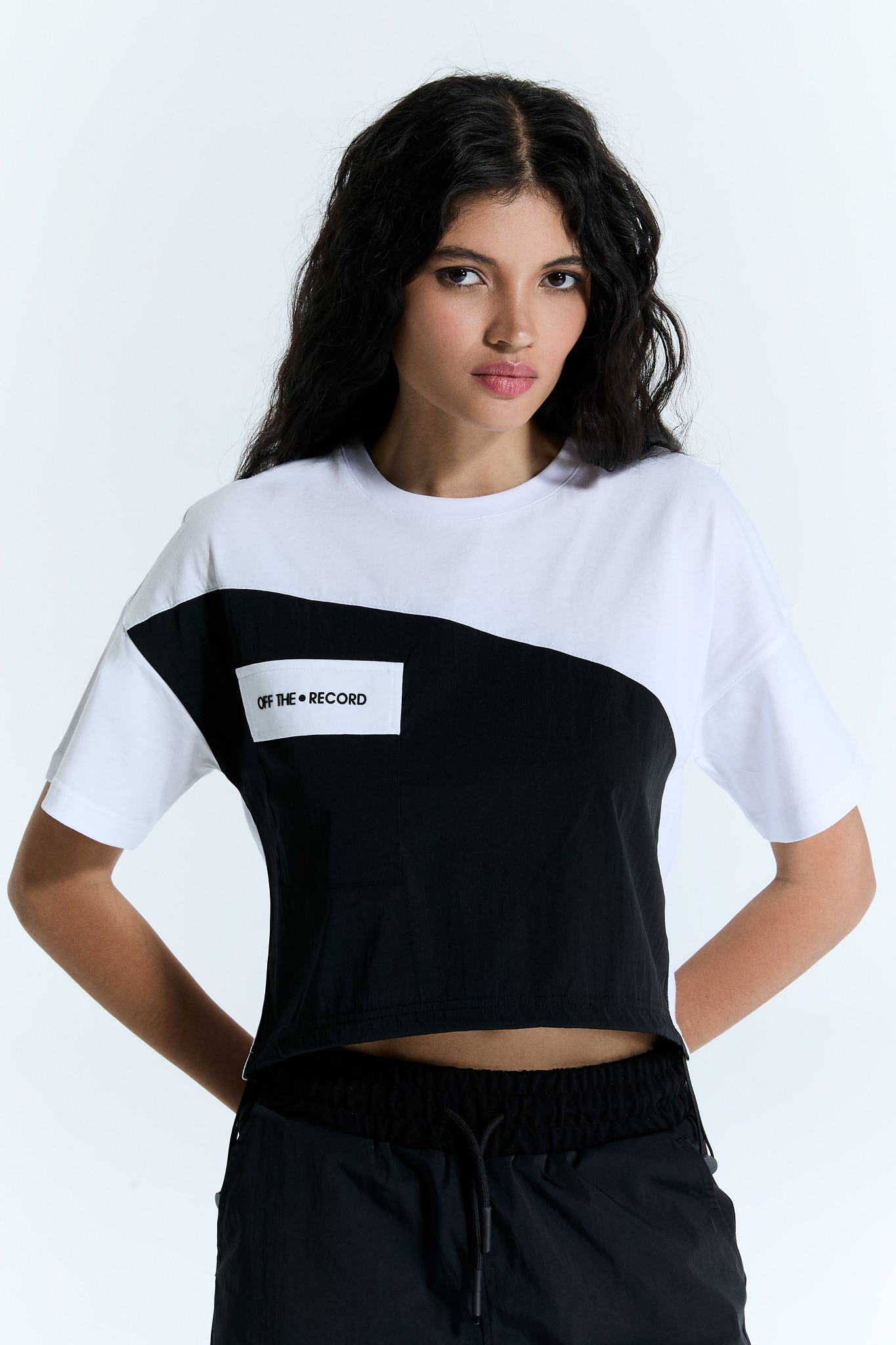 Schwarz-weißes Damen Crop T-Shirt