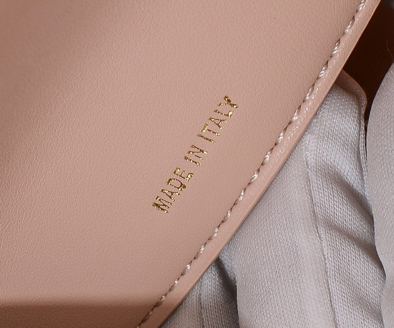 Peekaboo Bag 