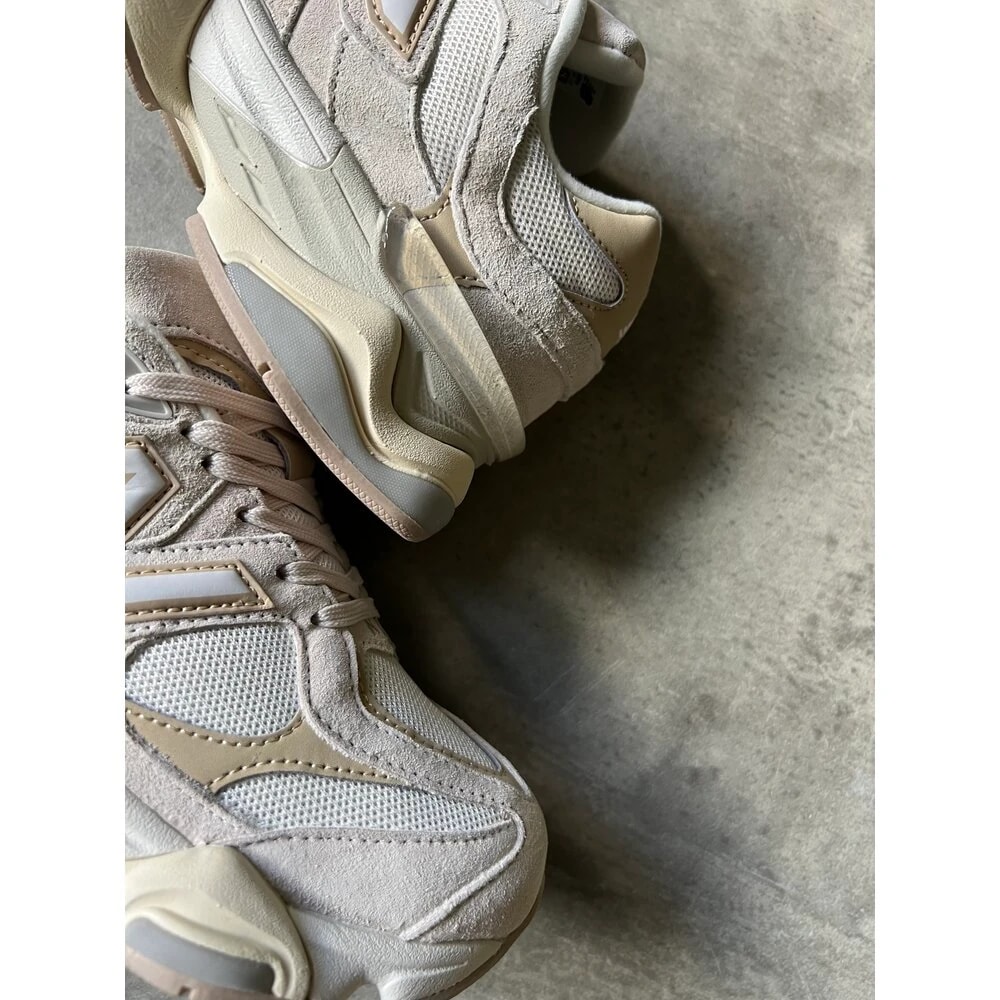 New Balance 9060 Turtledove Beige
