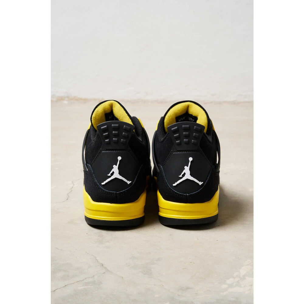 Air Jordan 4 Retro “Yellow Thunder”