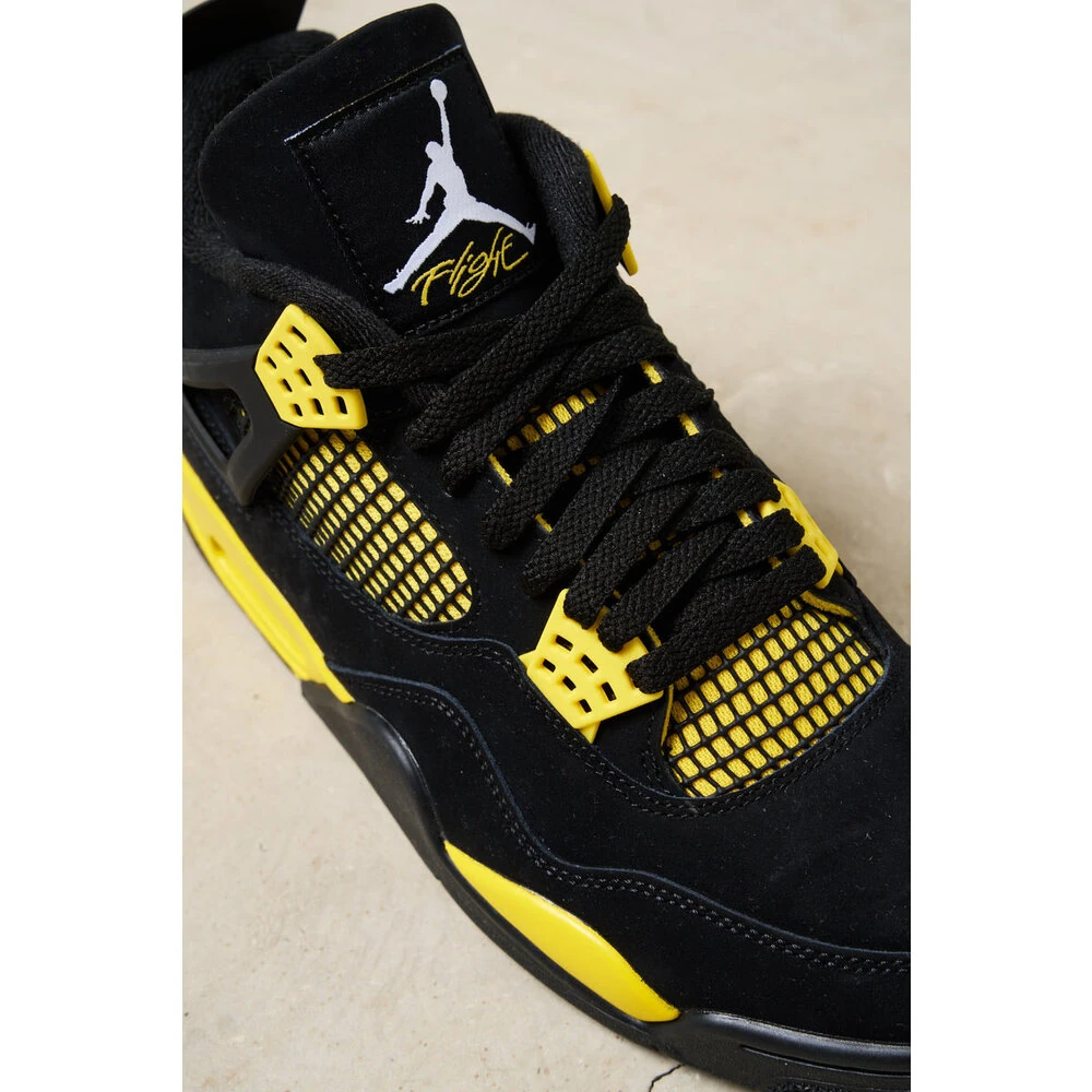 Air Jordan 4 Retro “Yellow Thunder”