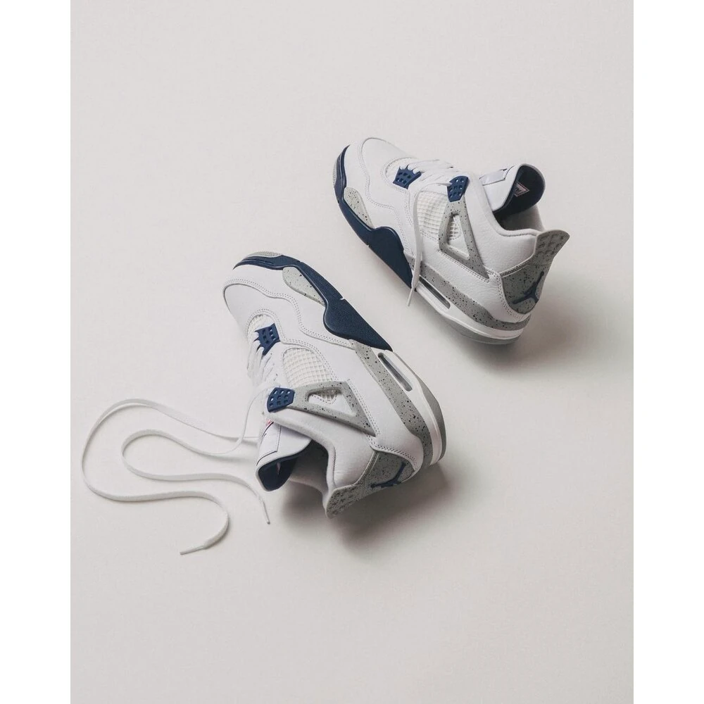 Air Jordan 4 Retro "Midnight Navy"