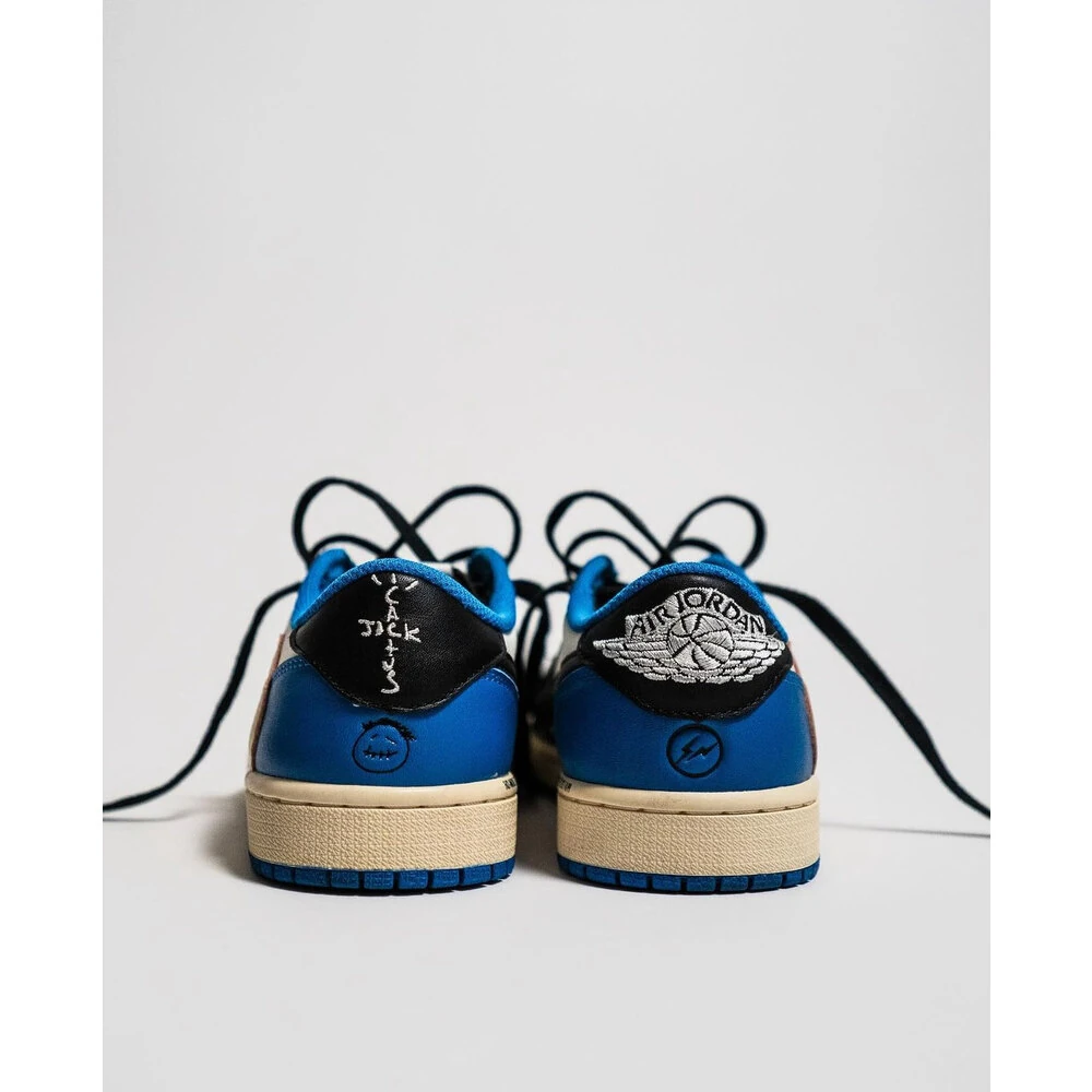 Travis Scott x Fragment x Air Jordan 1 Low