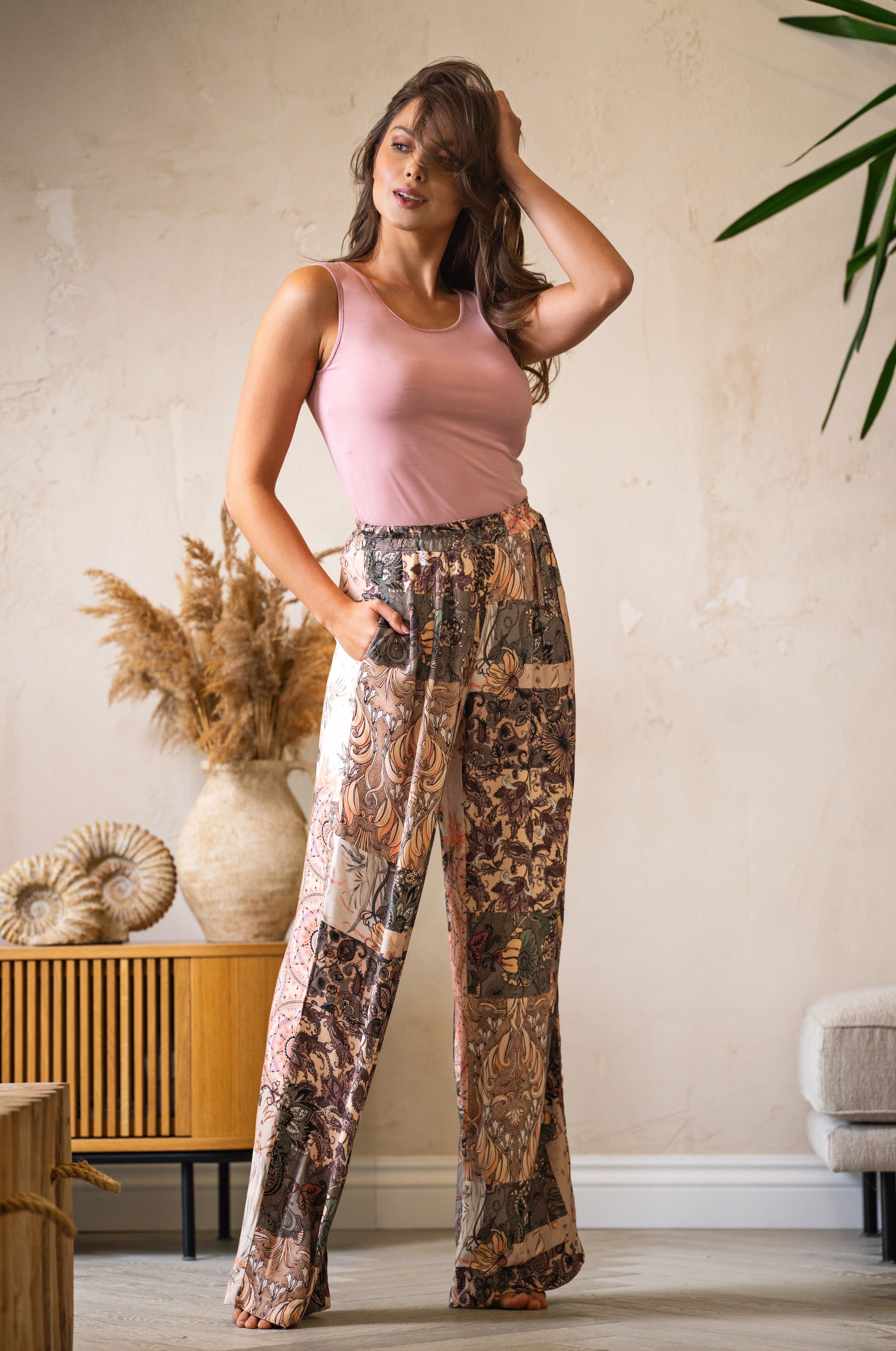 Damen Satin-Pyjama-Hose – Bohemian Patchwork Design mit weitem Bein & elastischem Bund
