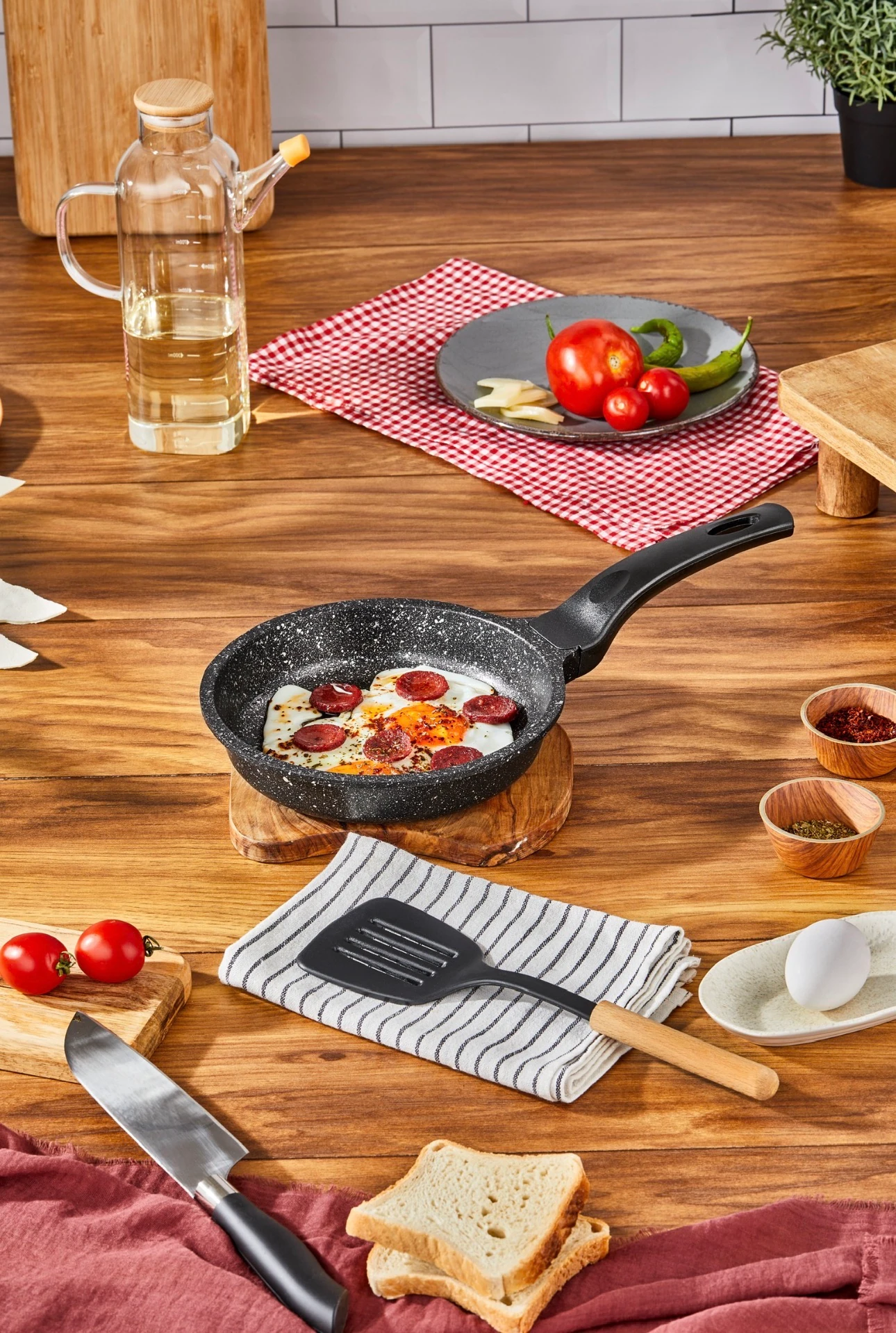 C-321 CAZORIA Tigaie 20 cm - 12 Buc.