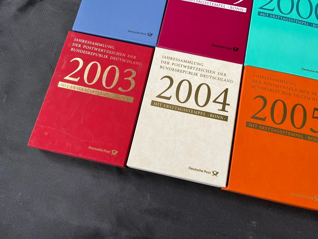 WP027 Jahressammlung der Postwertzeichen der Deutschen Bundespost 1998-2006