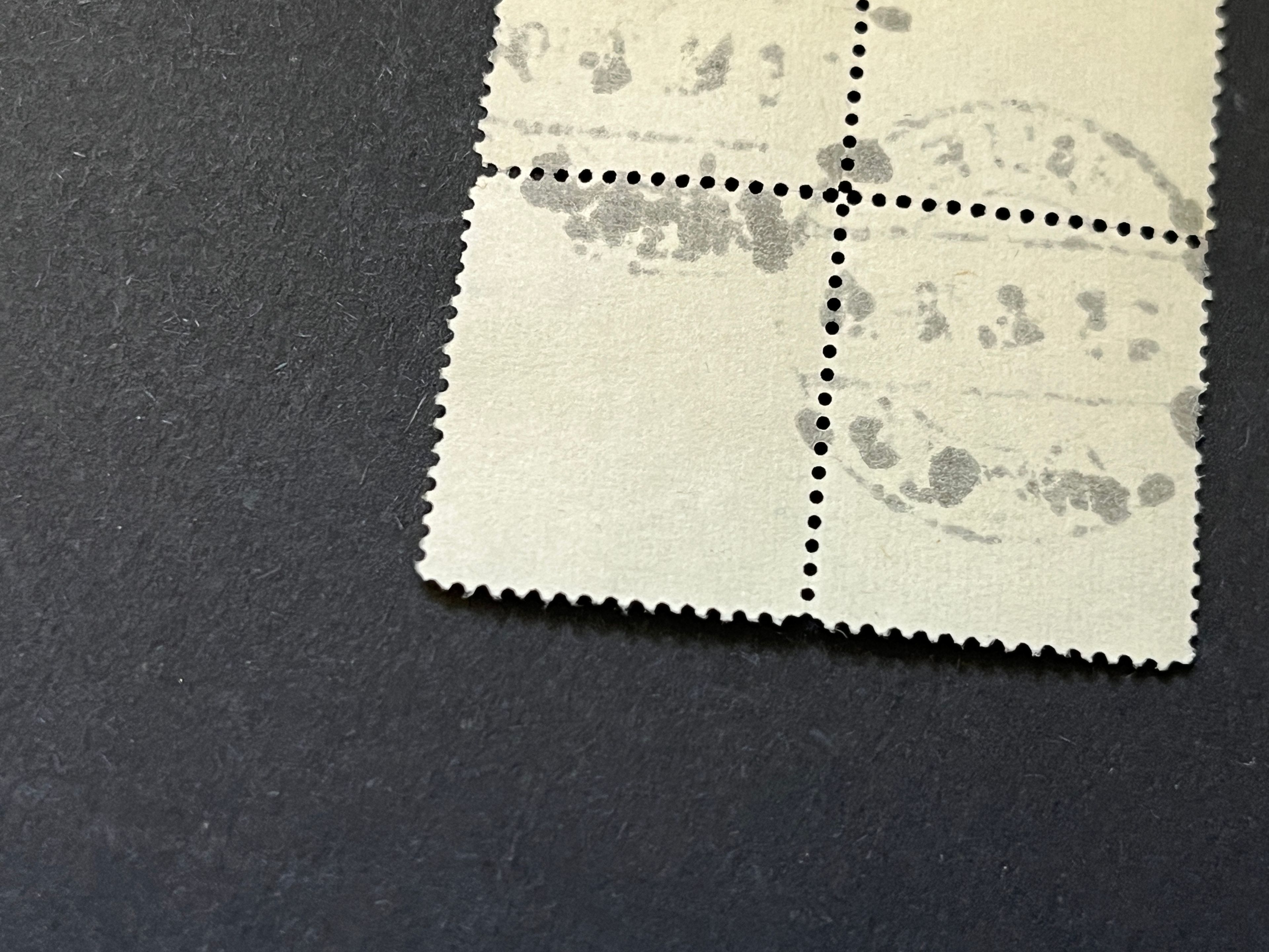 Alliierte Besetzung - britische Zone #13 Viererblock auf Papier "x" gestempelt