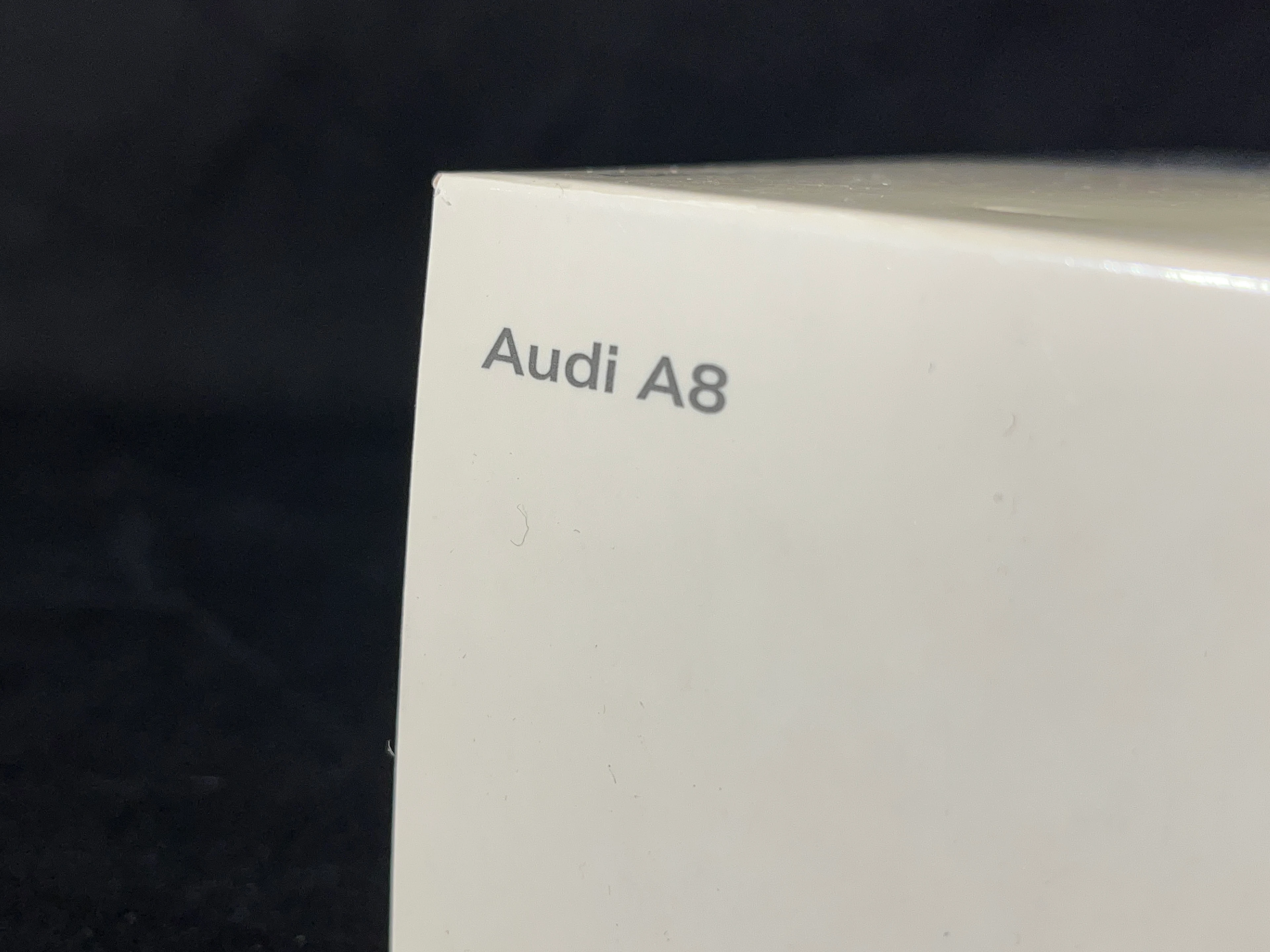 Audi A8 Werbemodell der AUDI AG 1:43 silber in OVP