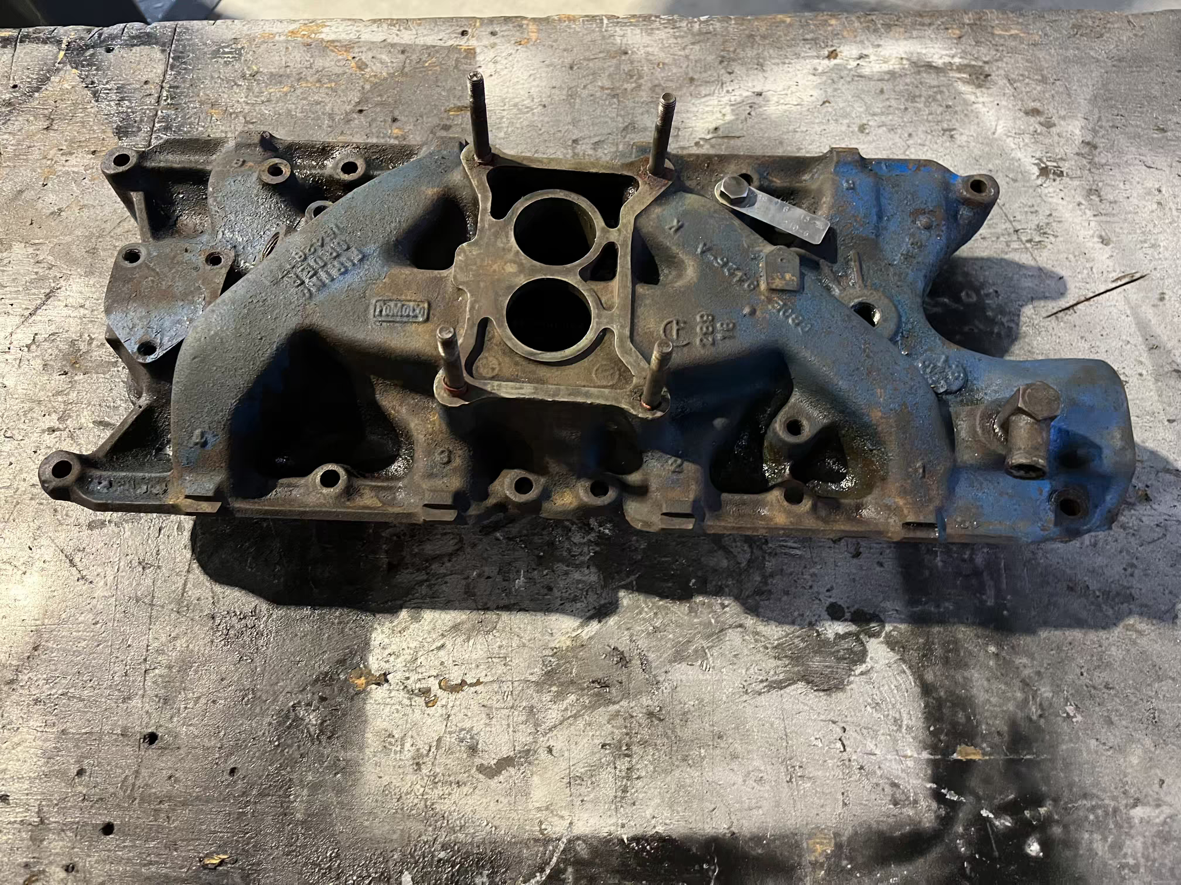 FORD Mustang 1966 Intake Manifold Ansaugspinne 1967/2V OEM inkl. Tag