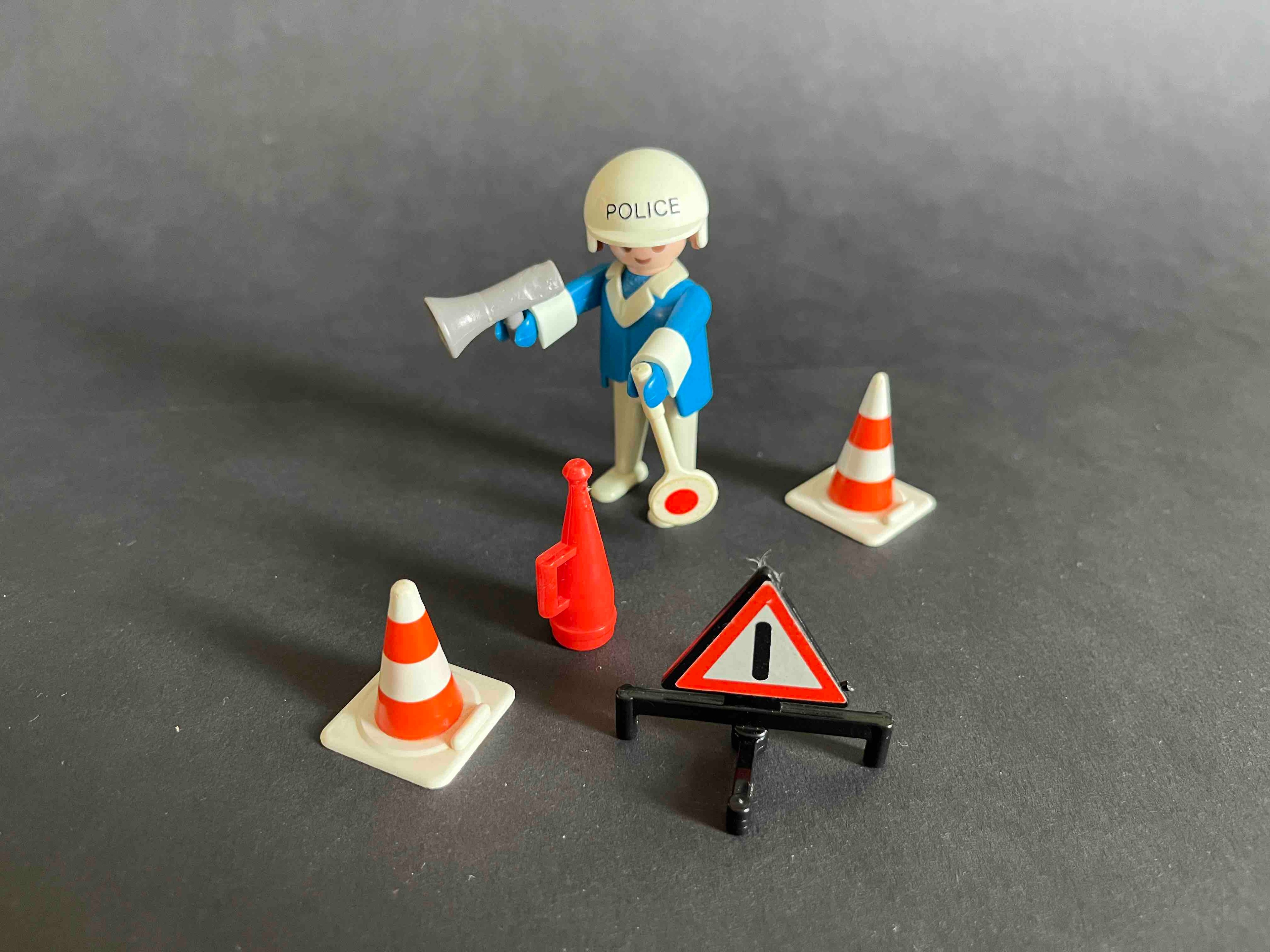 Playmobil - Polizist mit Zubehör (1974)  ohne Zuordnung nach Playmobil #, Konvolut zur Ergänzung