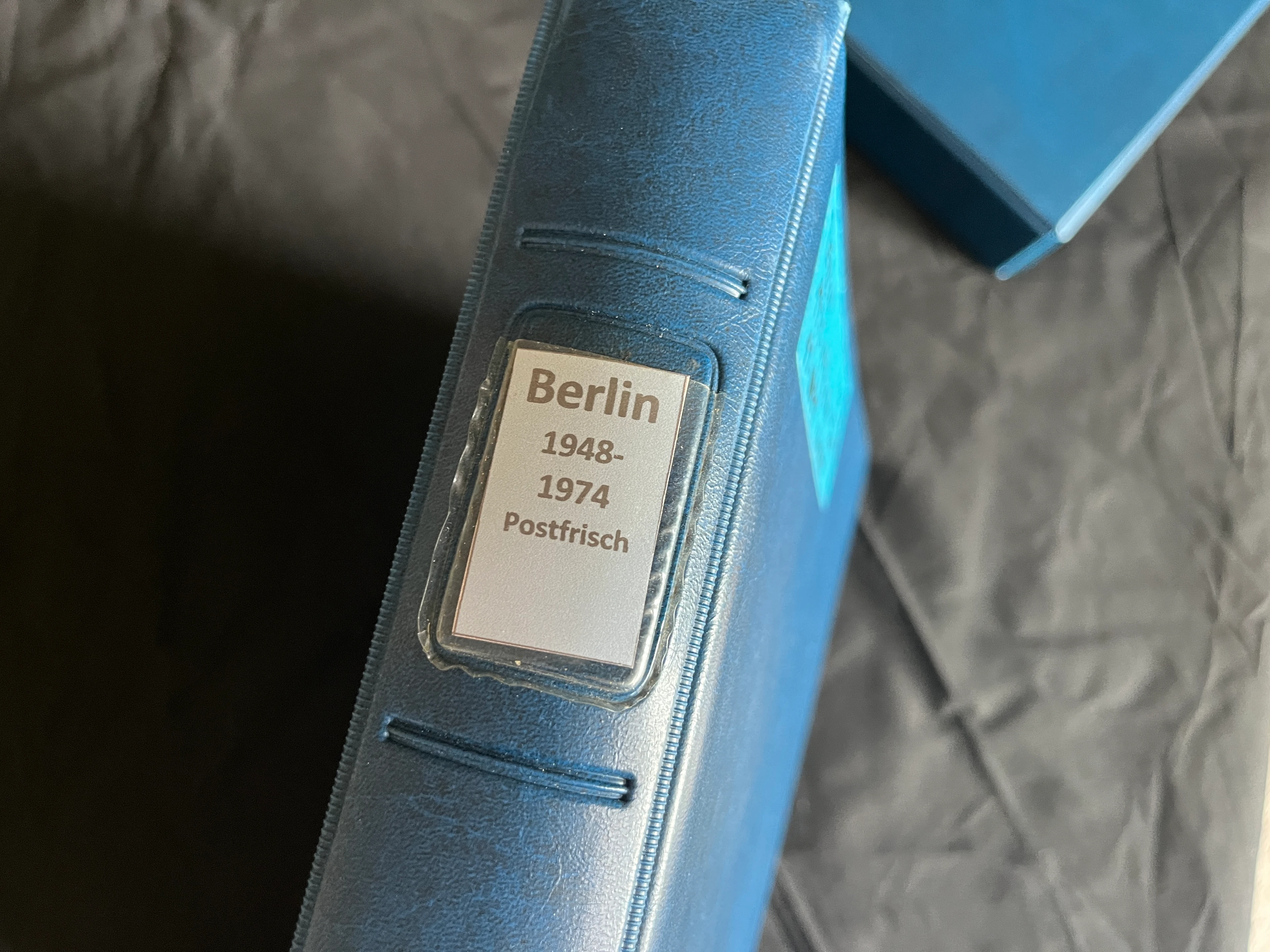 Briefmarken Album BERLIN (West) 1948-1974 postfrisch und gestempelt 0013