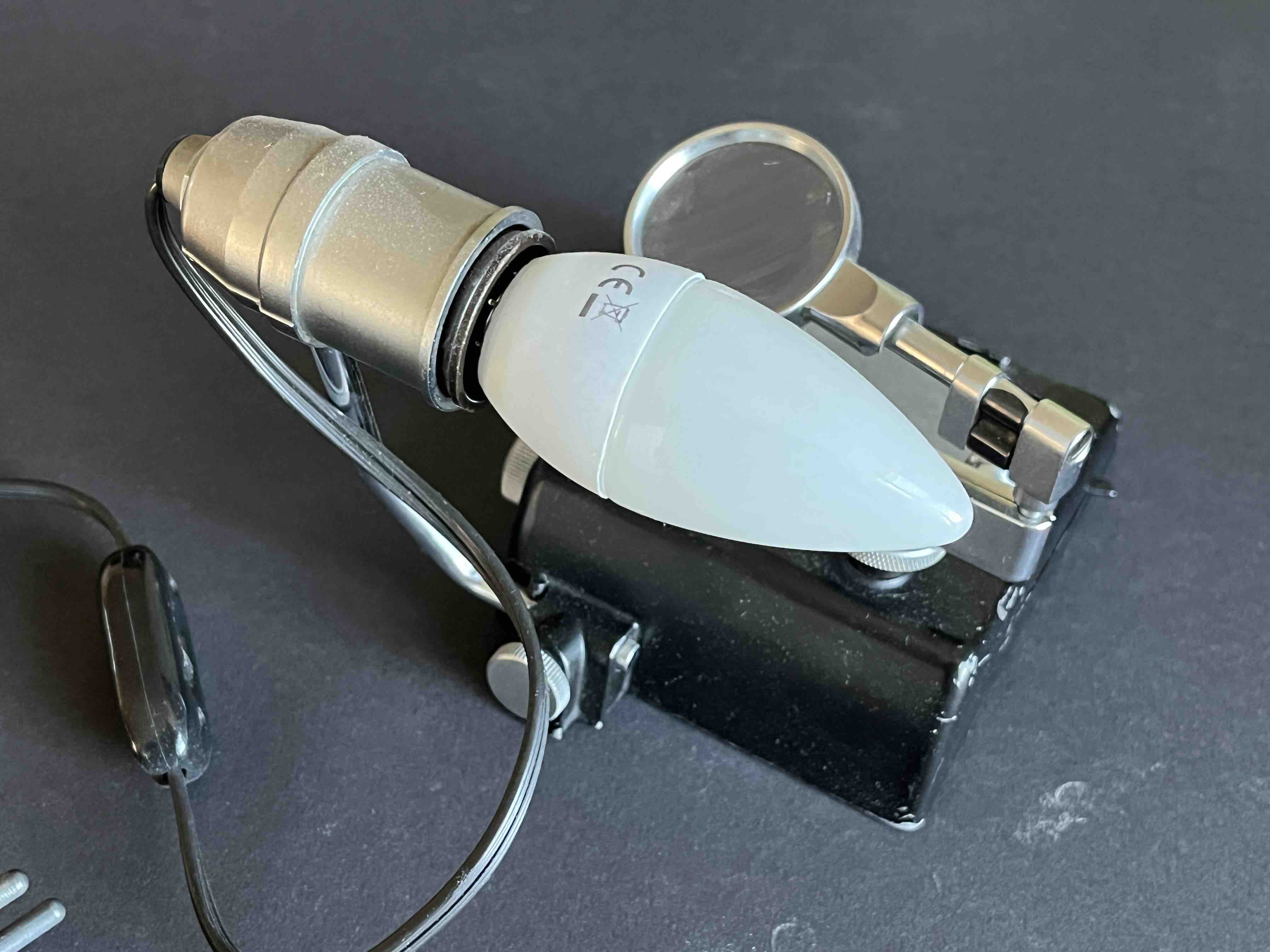 Briefmarken Lupe und Bestimmungsgerät 40er Jahre des 20. Jhd