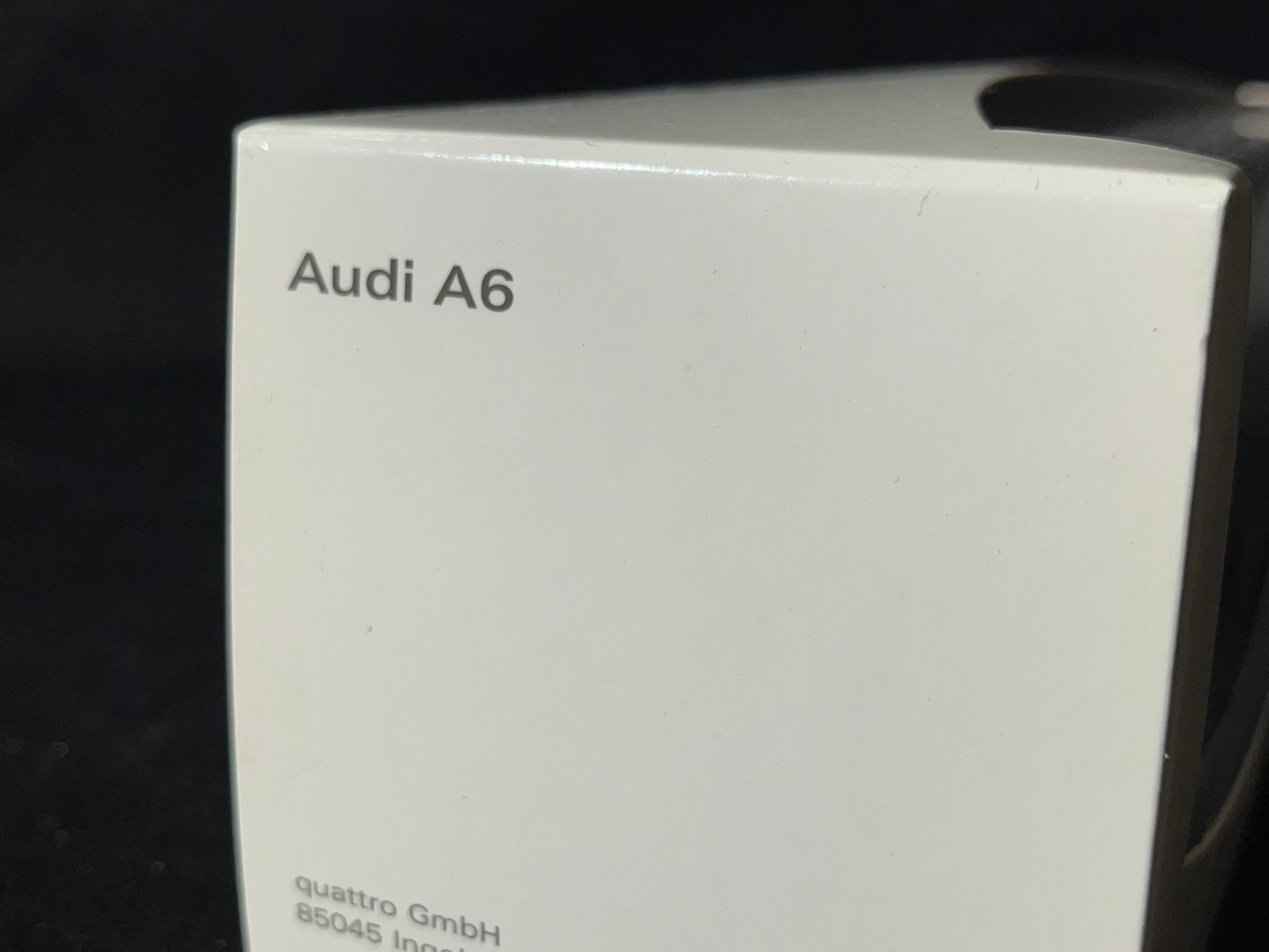 Audi A6 Werbemodell der AUDI AG 1:43 schwarz in OVP