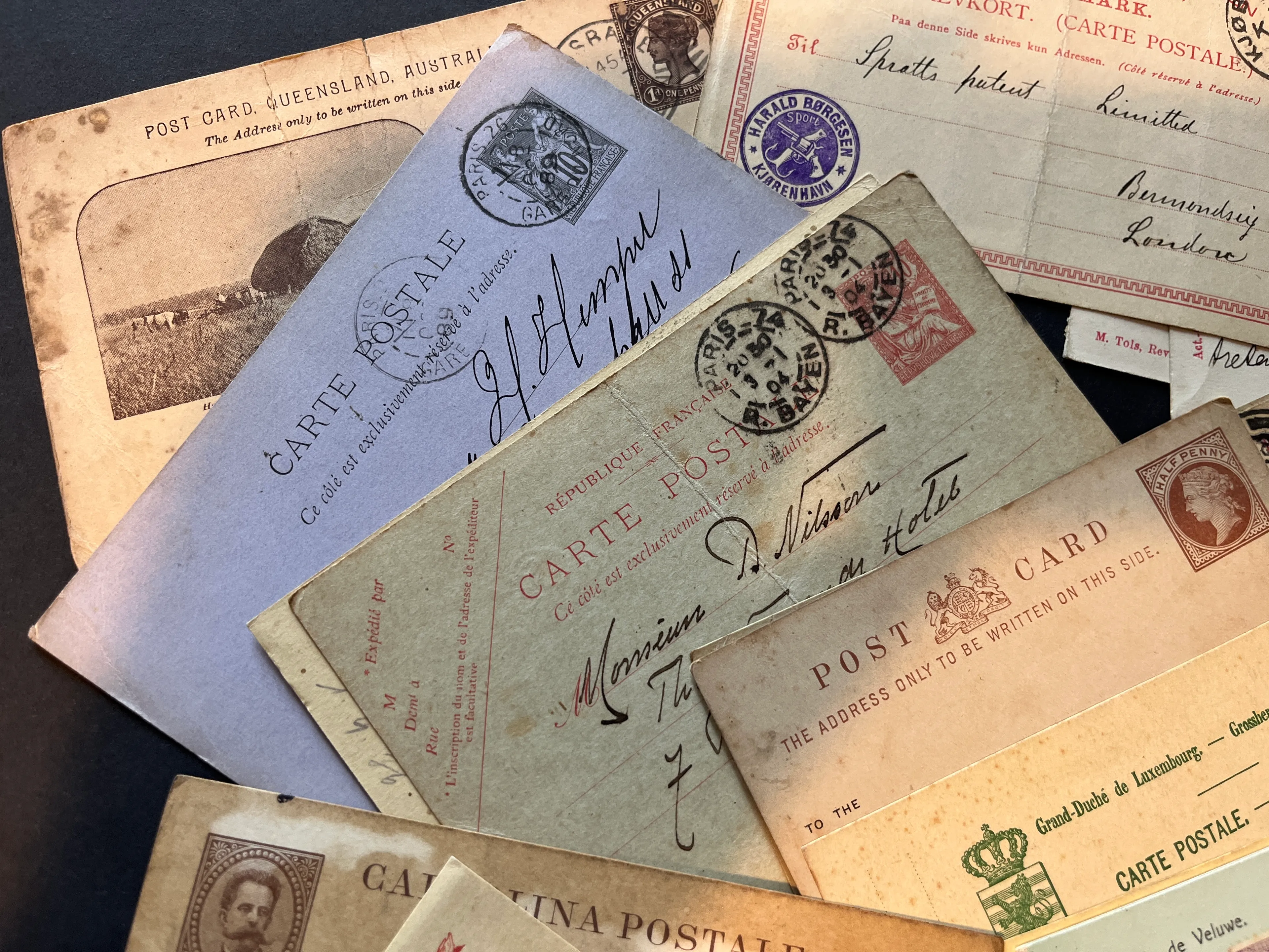 Konvolut alter Briefe, Postkarten und Ganzsachen aus allen Ländern