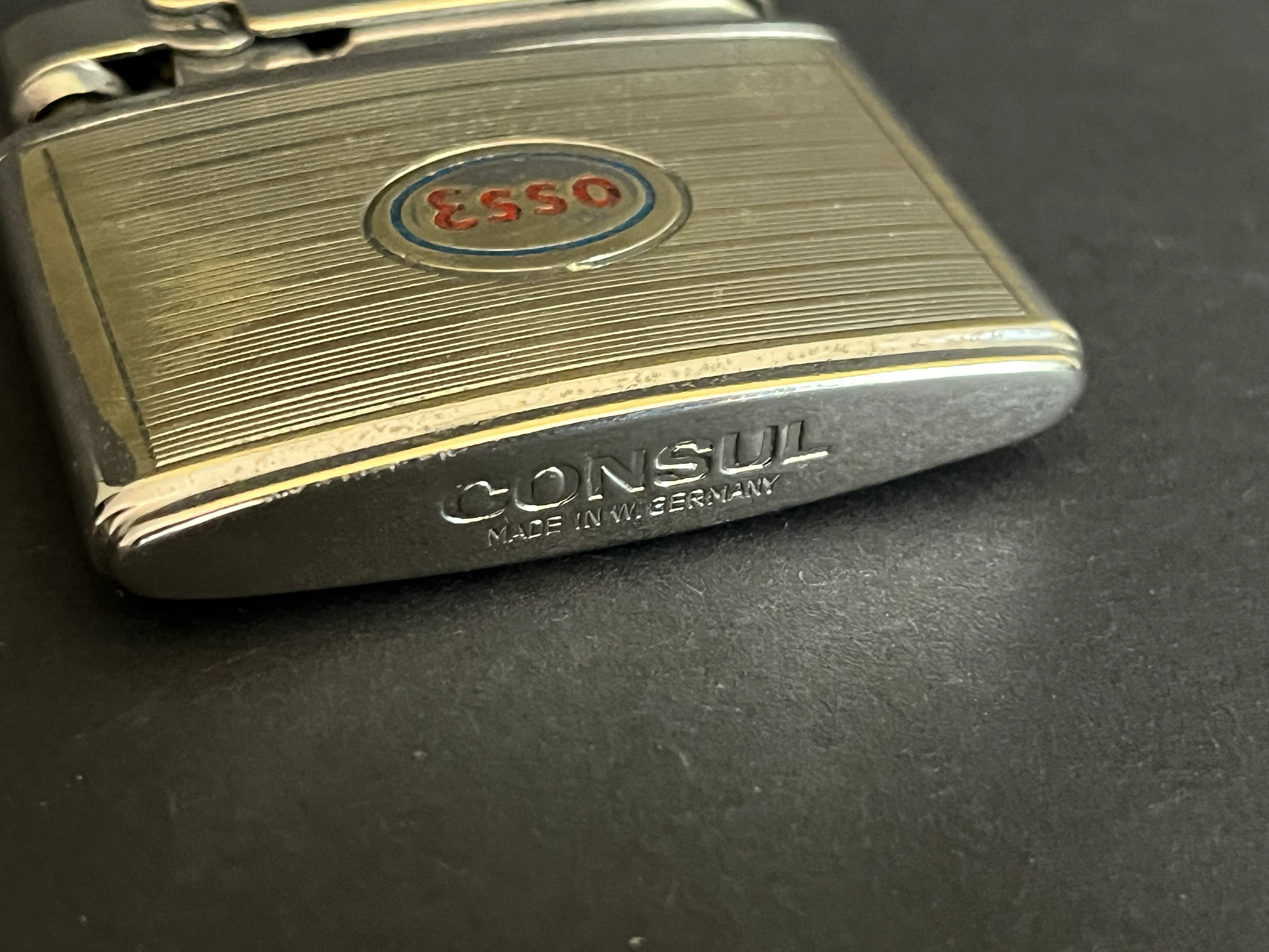 CONSUL Benzinfeuerzeug 60er Jahre ESSO Werbemittel