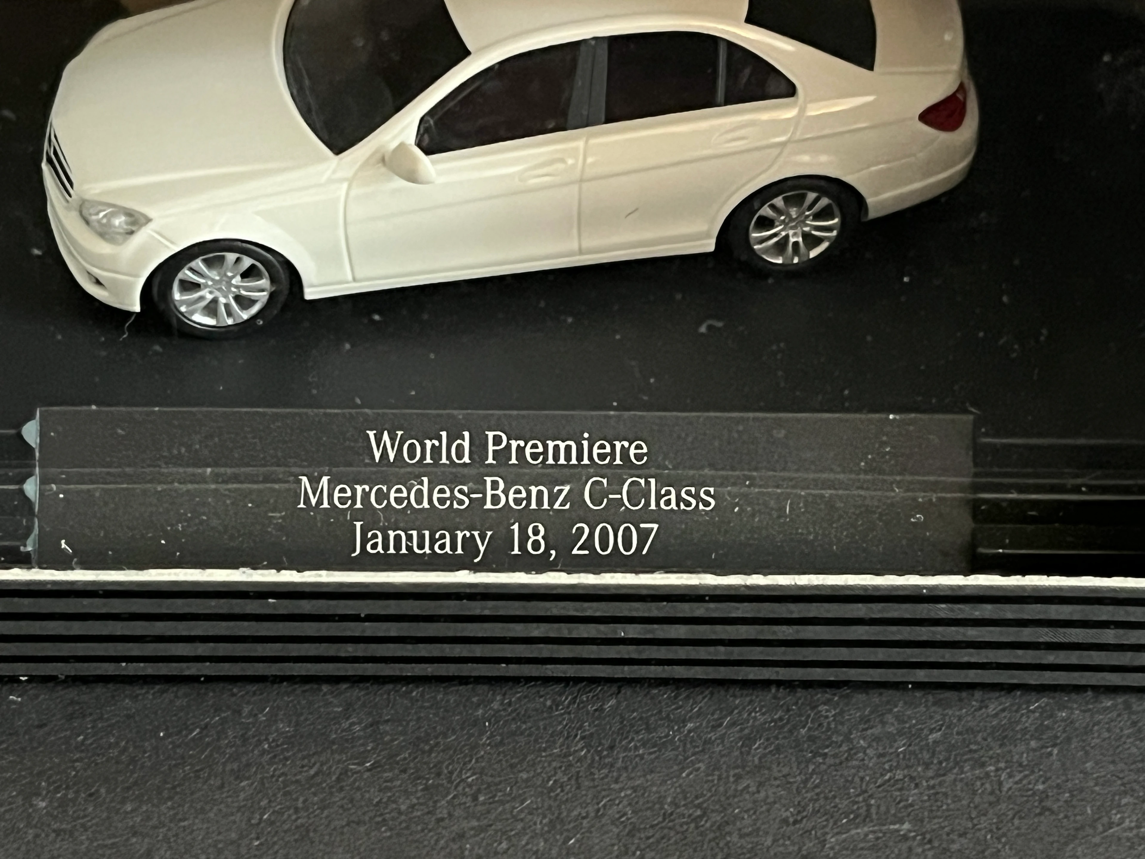 Mercedes Pressemodelle 1:87 PKW World Premiere C-Class 2007 weiß