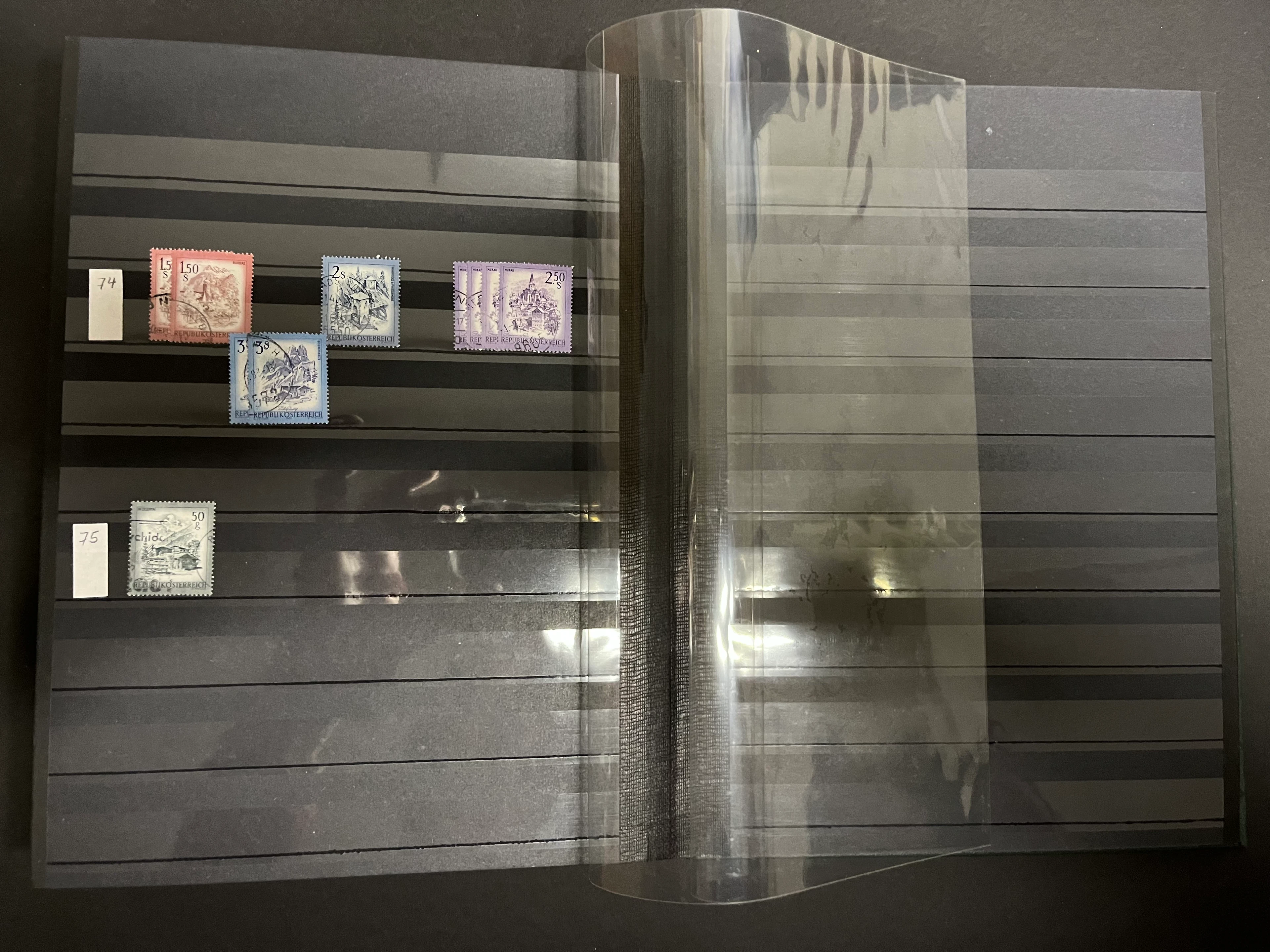 Briefmarken Album Österreich gemischt 0028