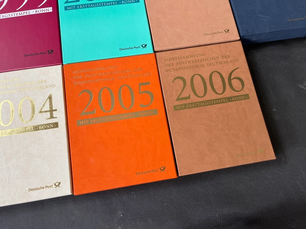 WP027 Jahressammlung der Postwertzeichen der Deutschen Bundespost 1998-2006