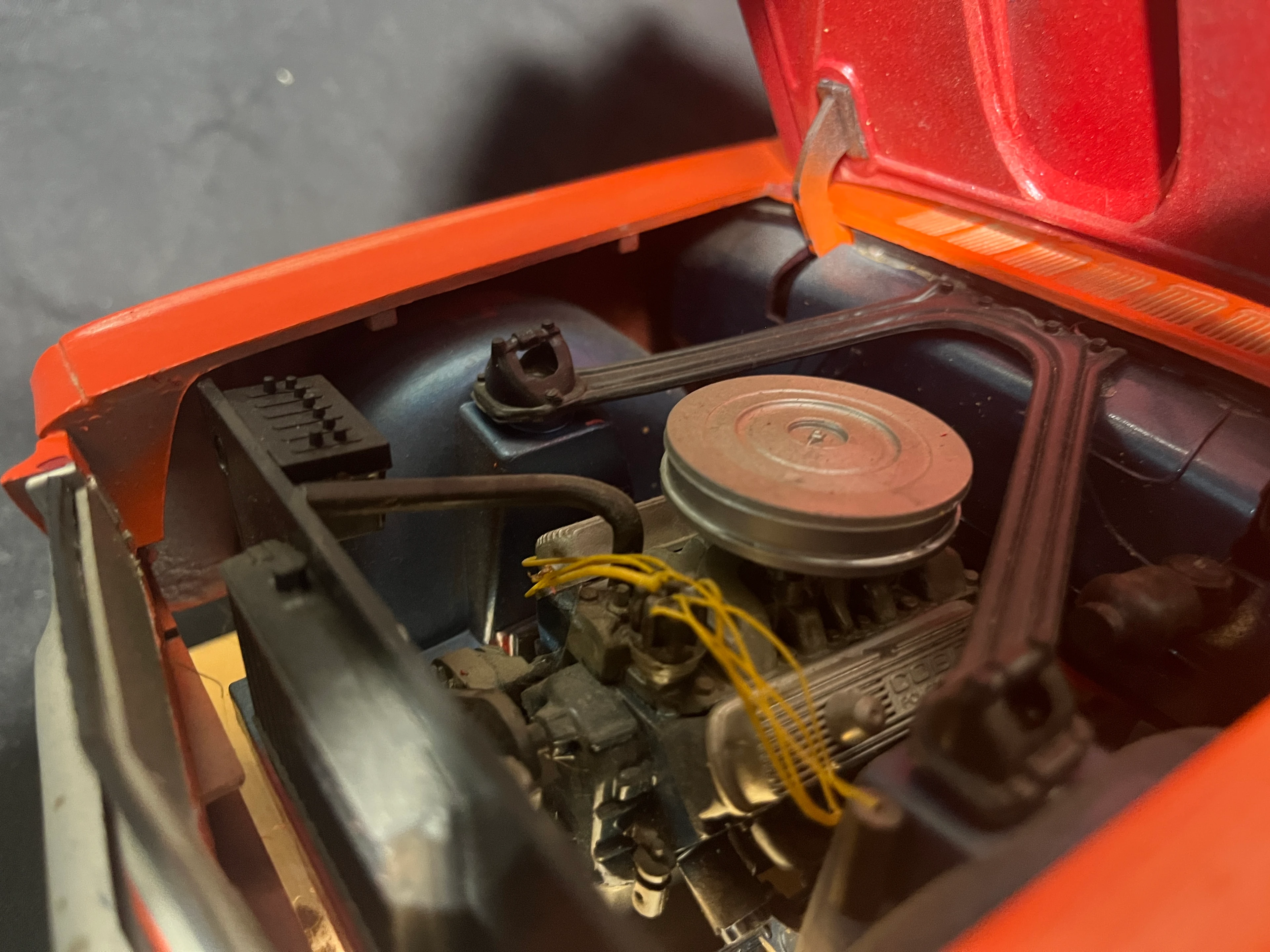 DK003 FORD Mustang REVELL 1:12 orange "Scheunenfund" mit Patina